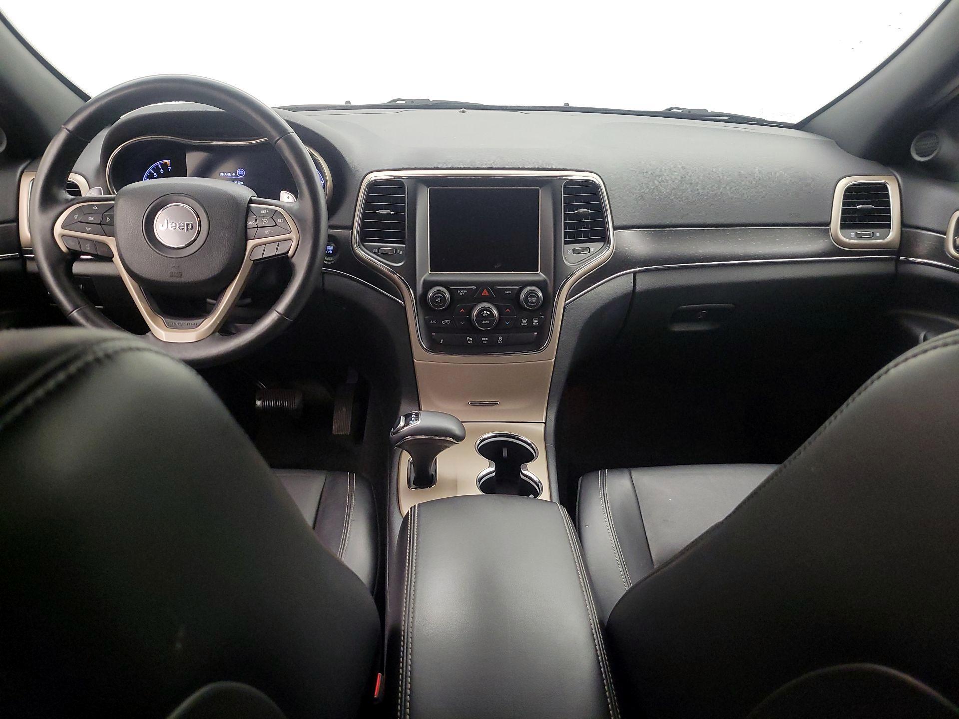 Thumbnail: 2015 Jeep Grand Cherokee - 9