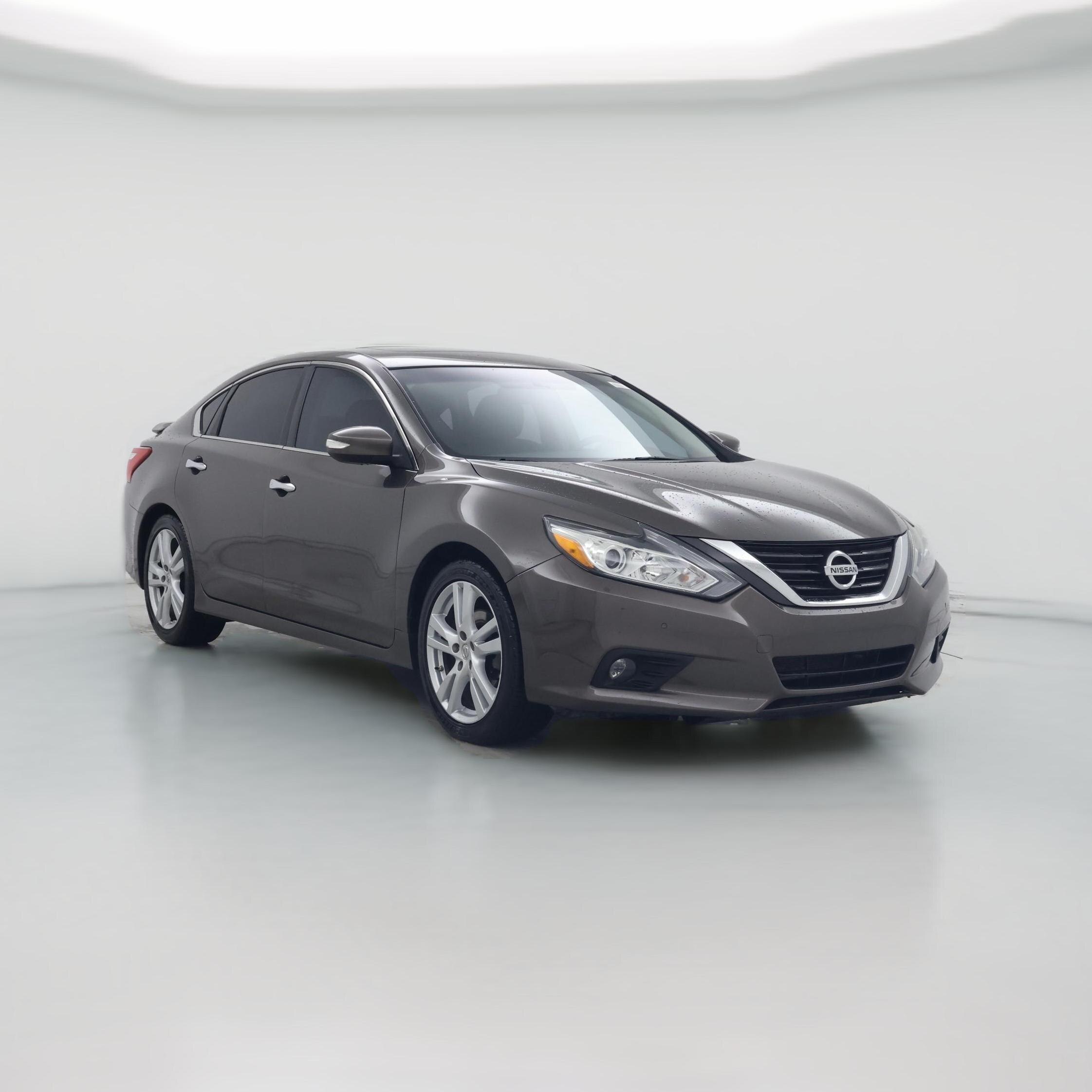 Thumbnail: 2016 Nissan Altima - 1
