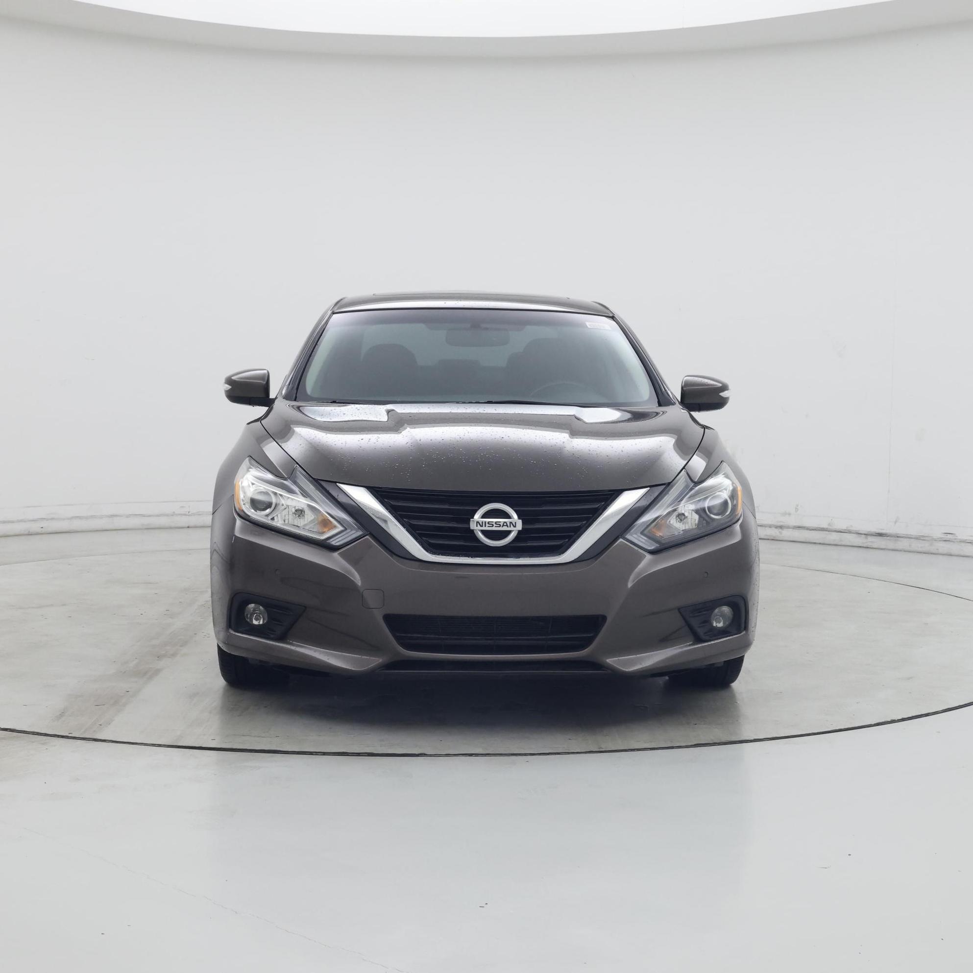 Thumbnail: 2016 Nissan Altima - 5