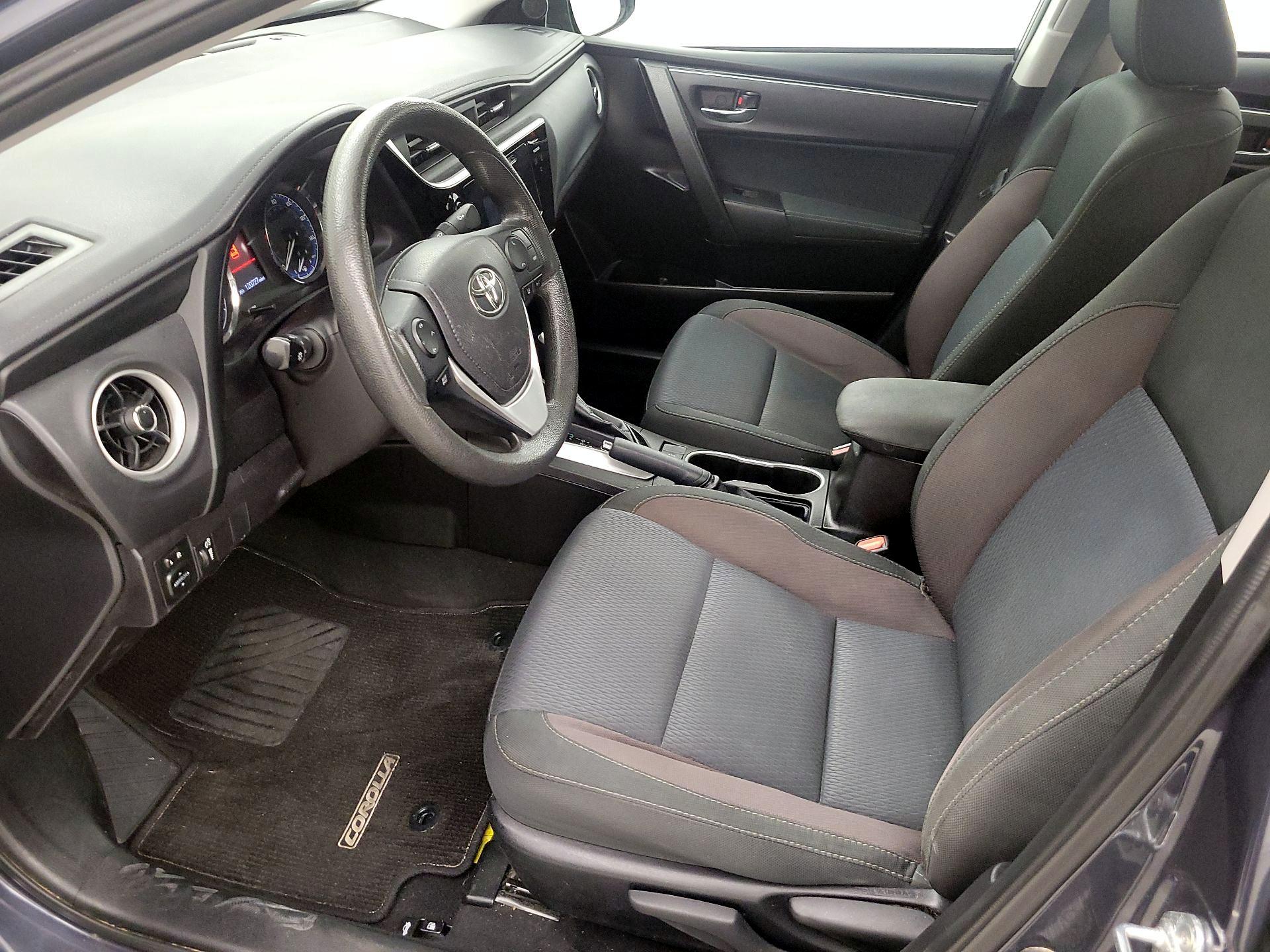 Thumbnail: 2017 Toyota Corolla - 11
