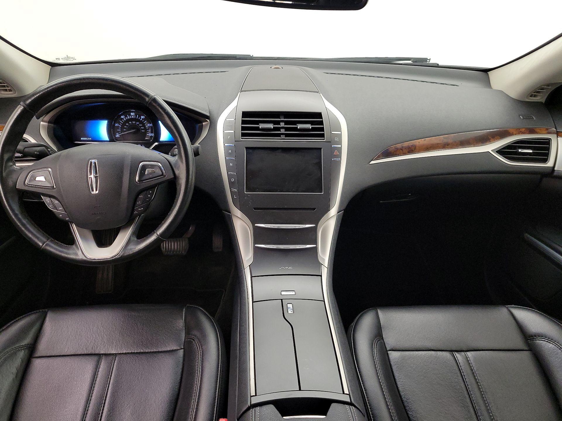 Thumbnail: 2016 Lincoln MKZ - 9