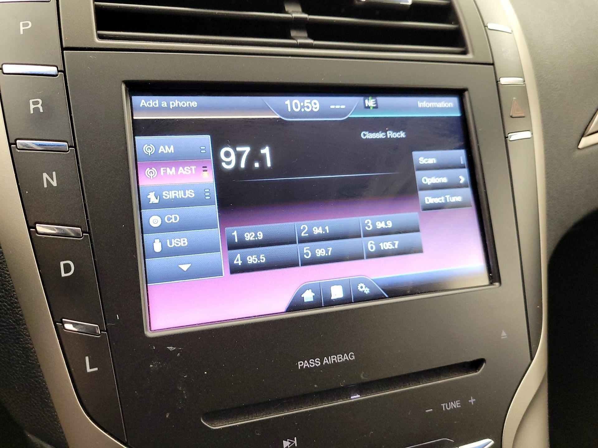 Thumbnail: 2016 Lincoln MKZ - 16