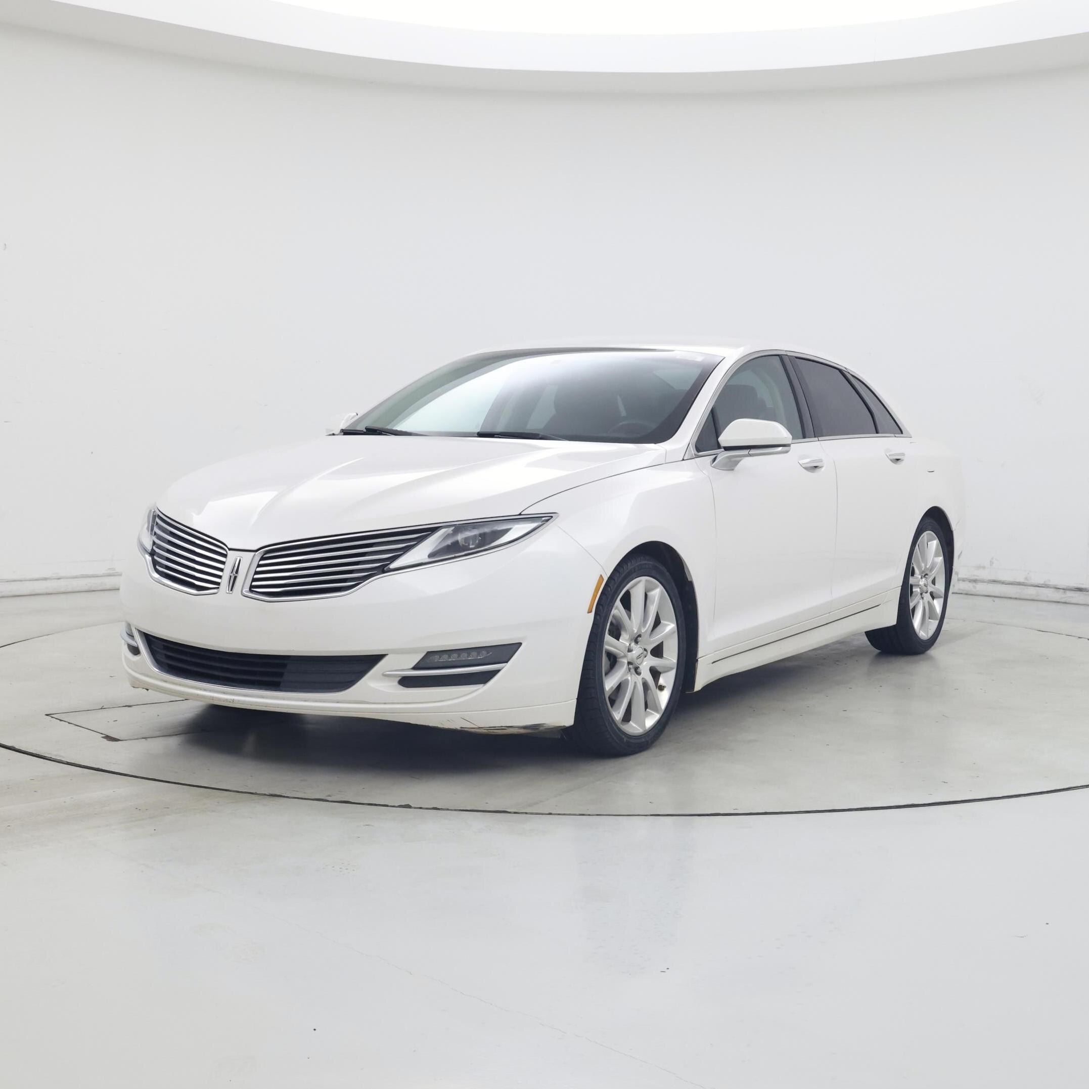 Thumbnail: 2016 Lincoln MKZ - 4