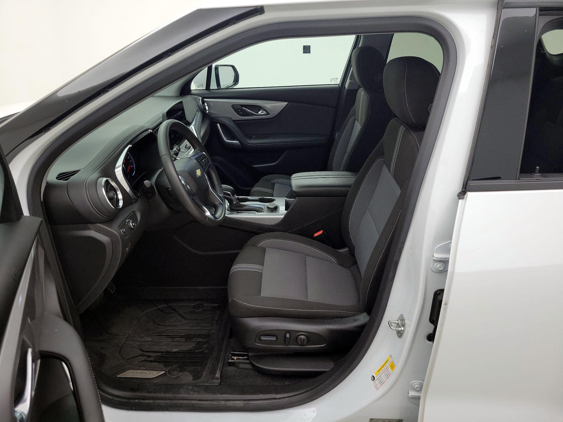 Thumbnail: 2024 Chevrolet Blazer - 11