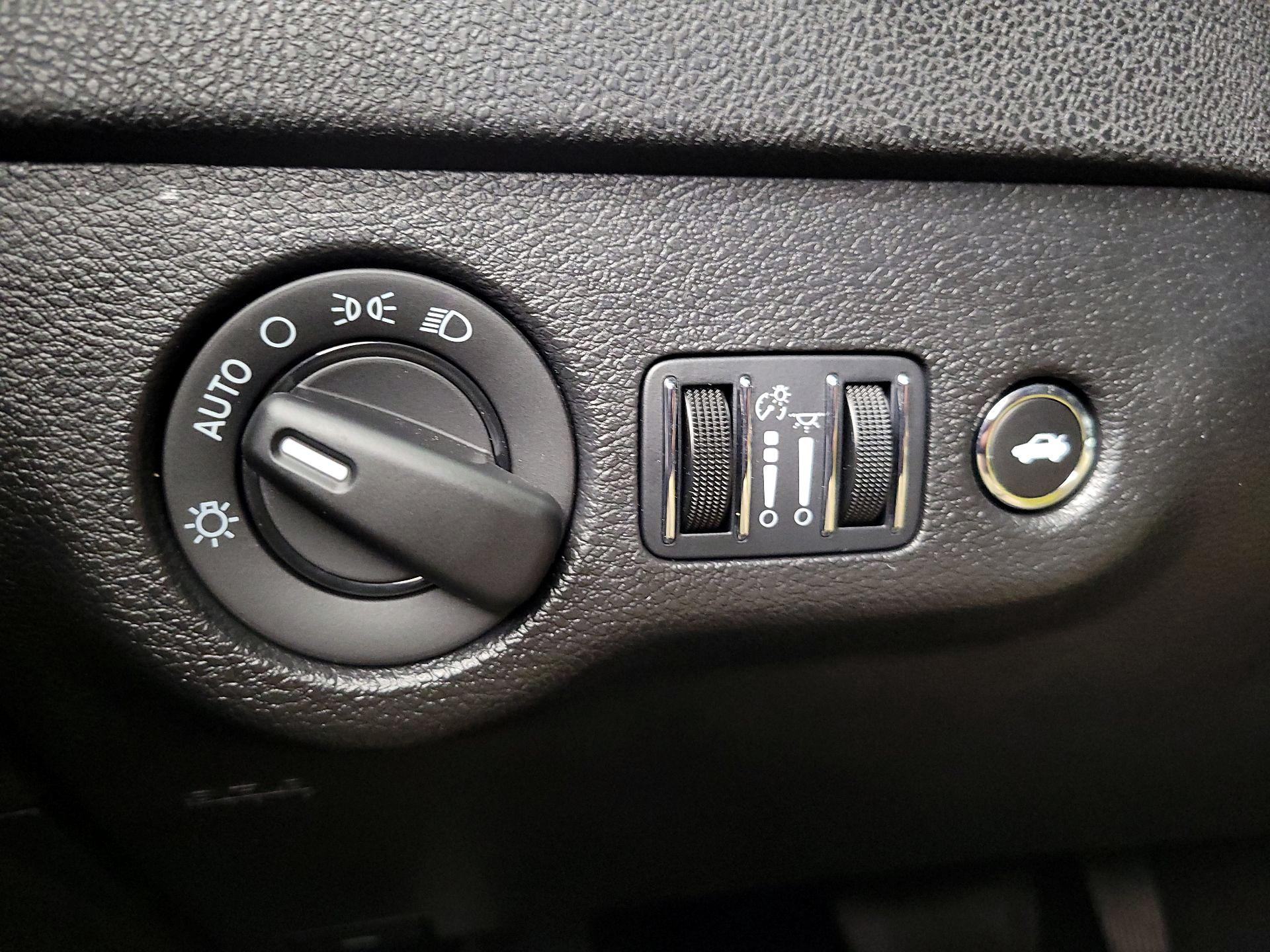 Thumbnail: 2023 Dodge Charger - 13