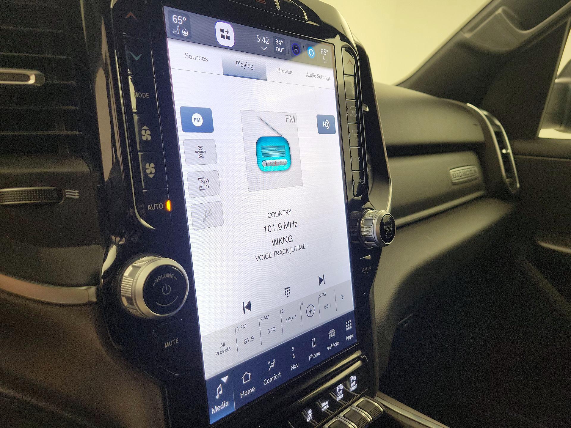 Thumbnail: 2024 RAM 1500 - 16