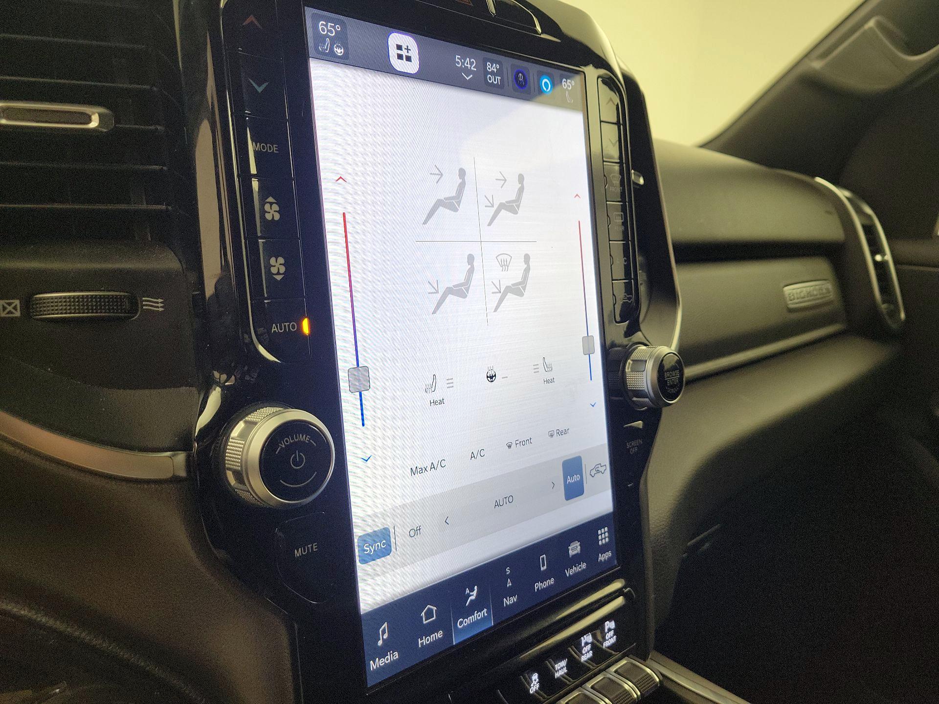 Thumbnail: 2024 RAM 1500 - 17