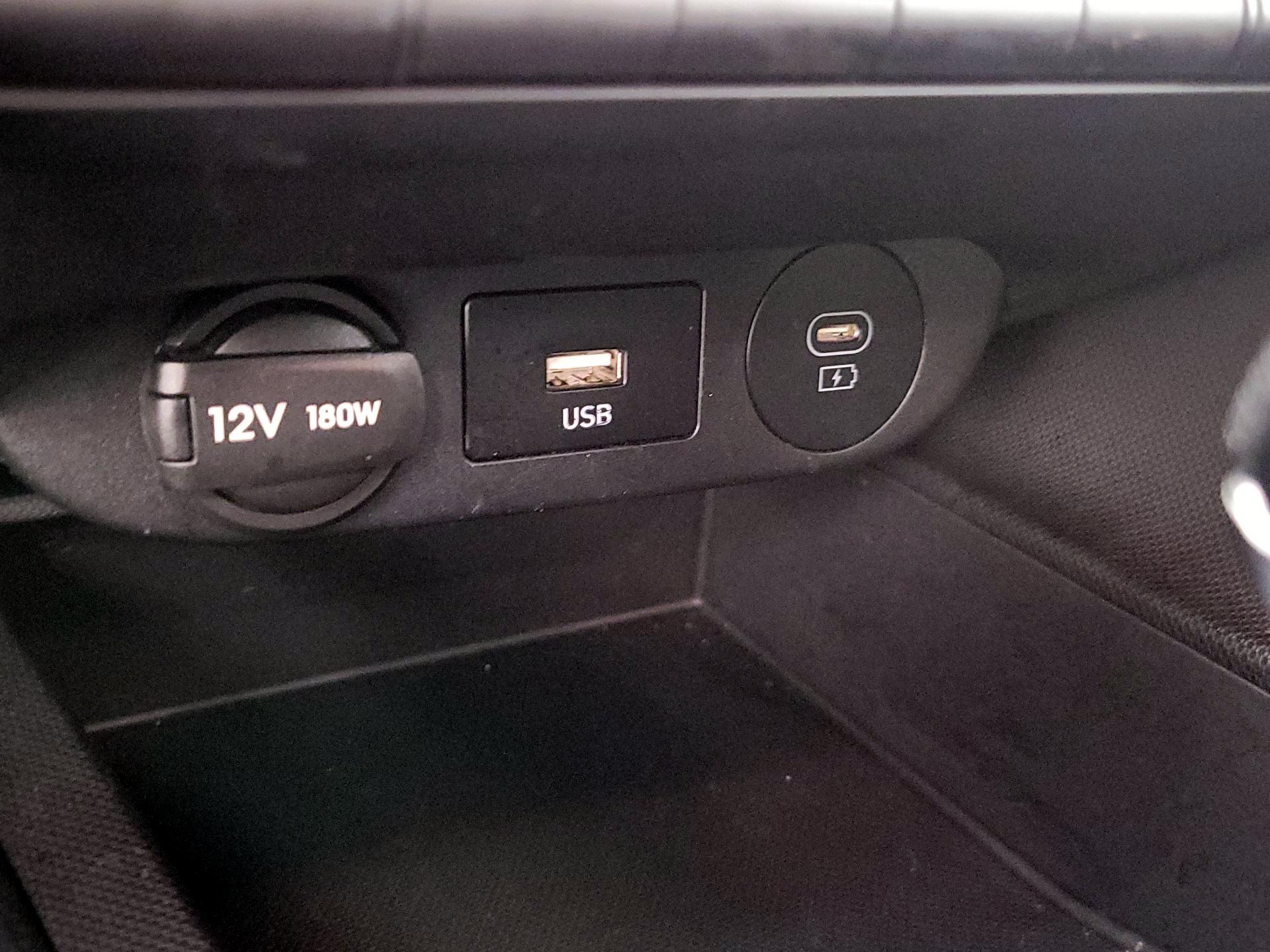 Thumbnail: 2024 Hyundai Elantra - 19