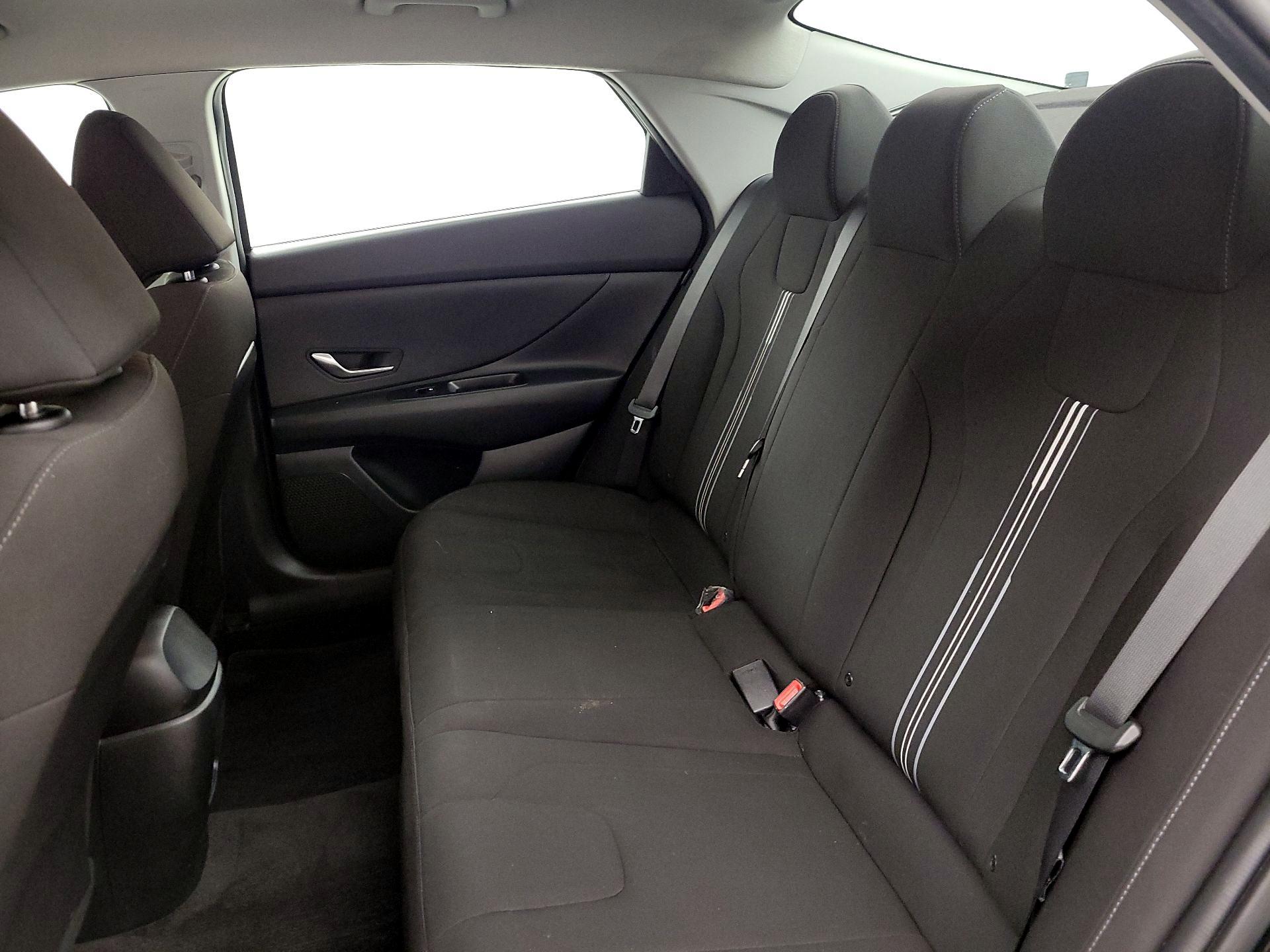 Thumbnail: 2024 Hyundai Elantra - 20