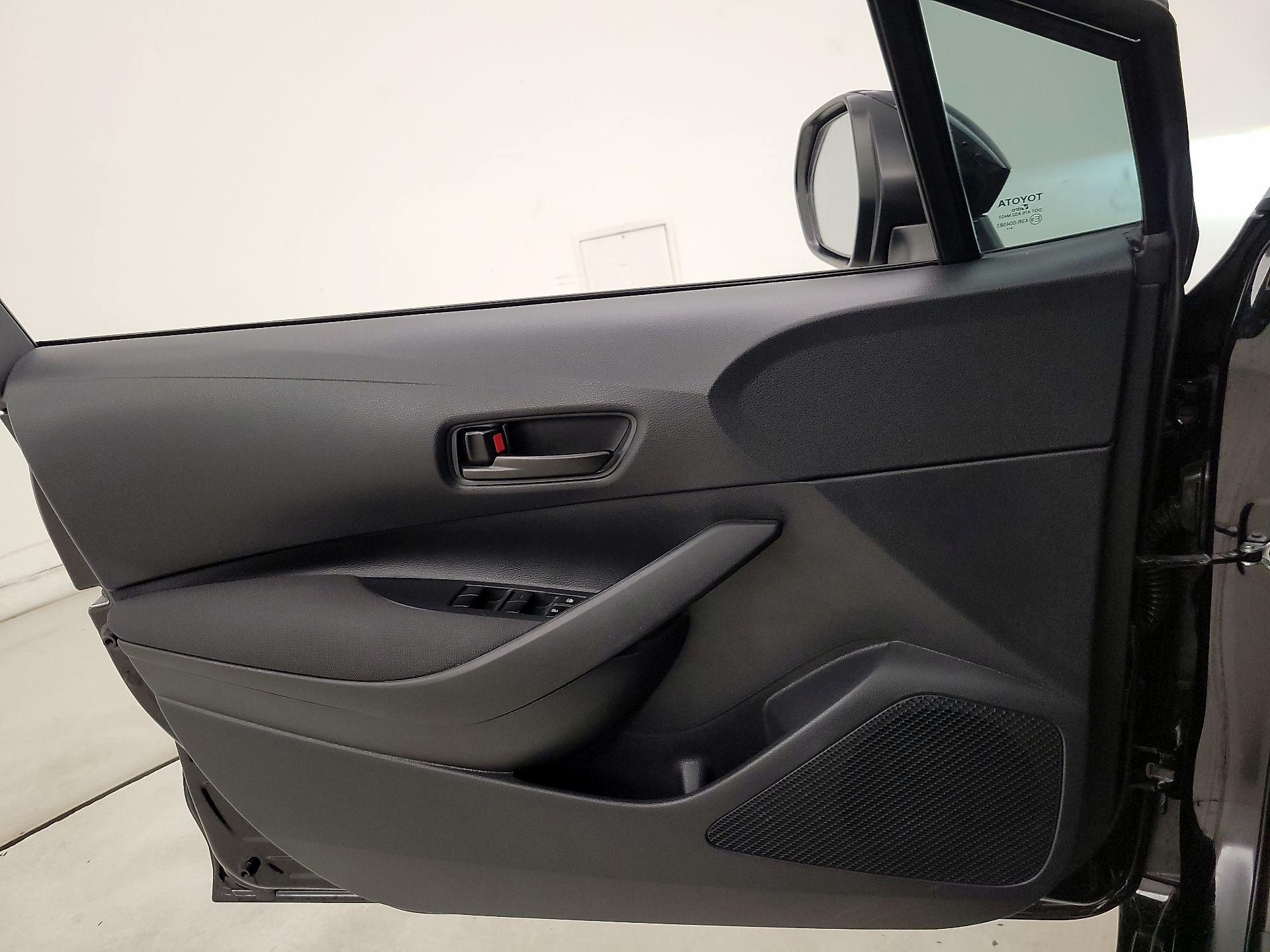 Thumbnail: 2025 Toyota Corolla - 12