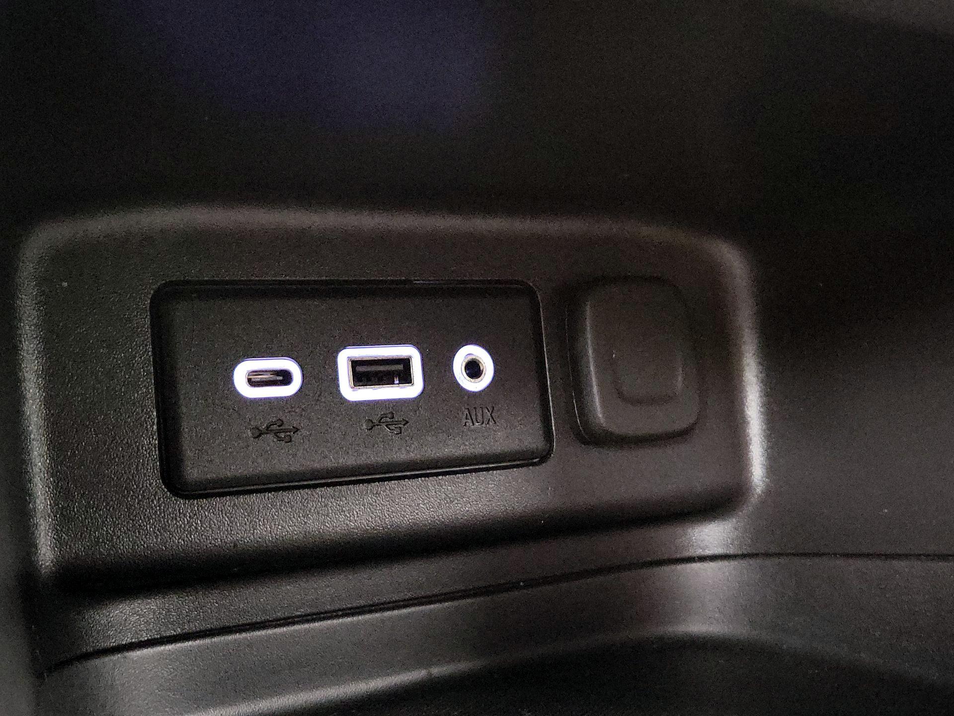 Thumbnail: 2024 Chevrolet Equinox - 18