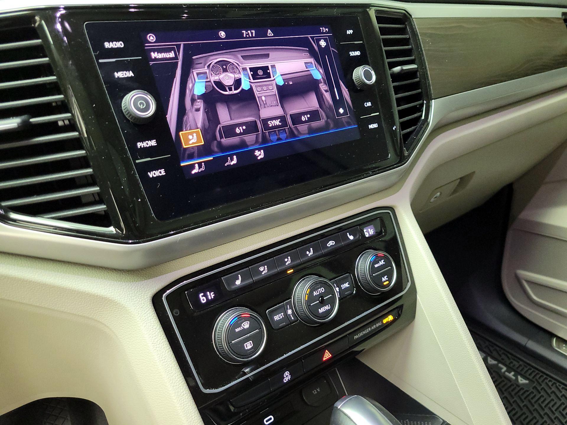 Thumbnail: 2023 Volkswagen Atlas - 14