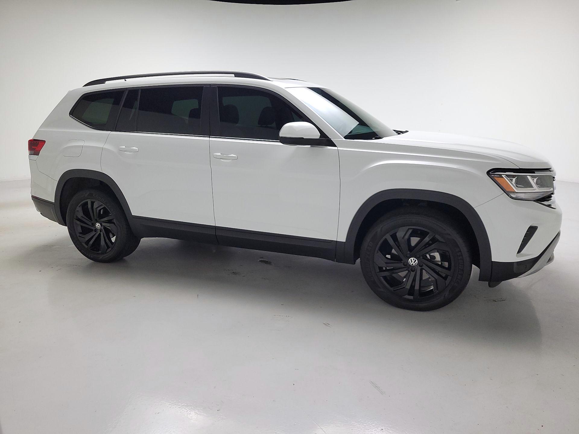 Thumbnail: 2023 Volkswagen Atlas - 4