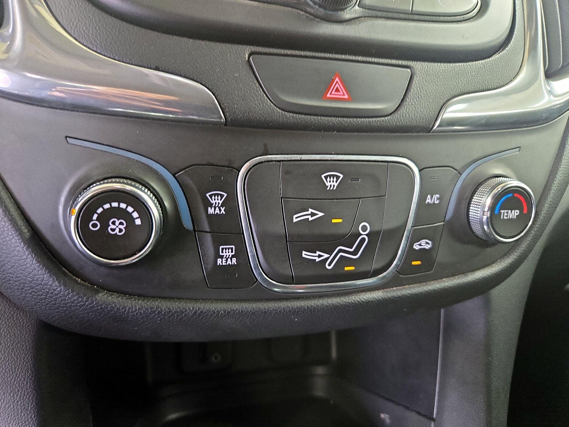 Thumbnail: 2018 Chevrolet Equinox - 15