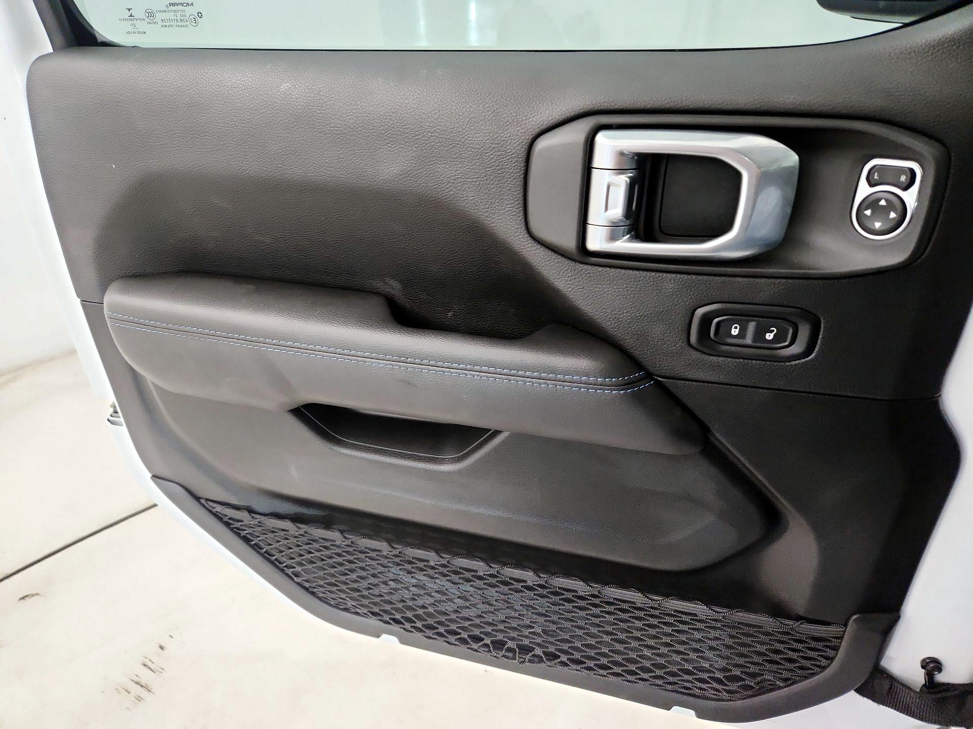 Thumbnail: 2021 Jeep Wrangler - 12