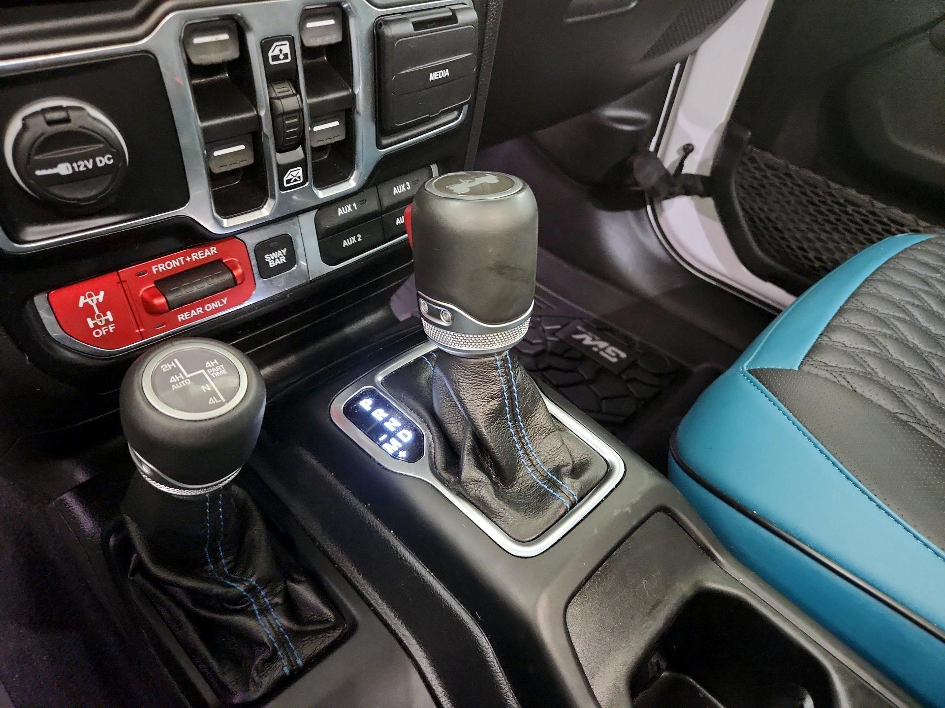 Thumbnail: 2021 Jeep Wrangler - 15