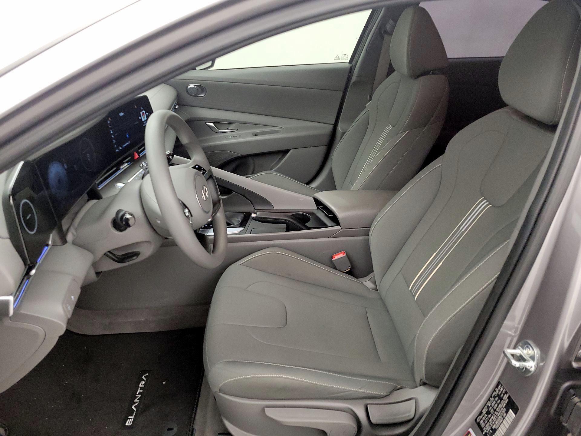 Thumbnail: 2024 Hyundai Elantra - 9