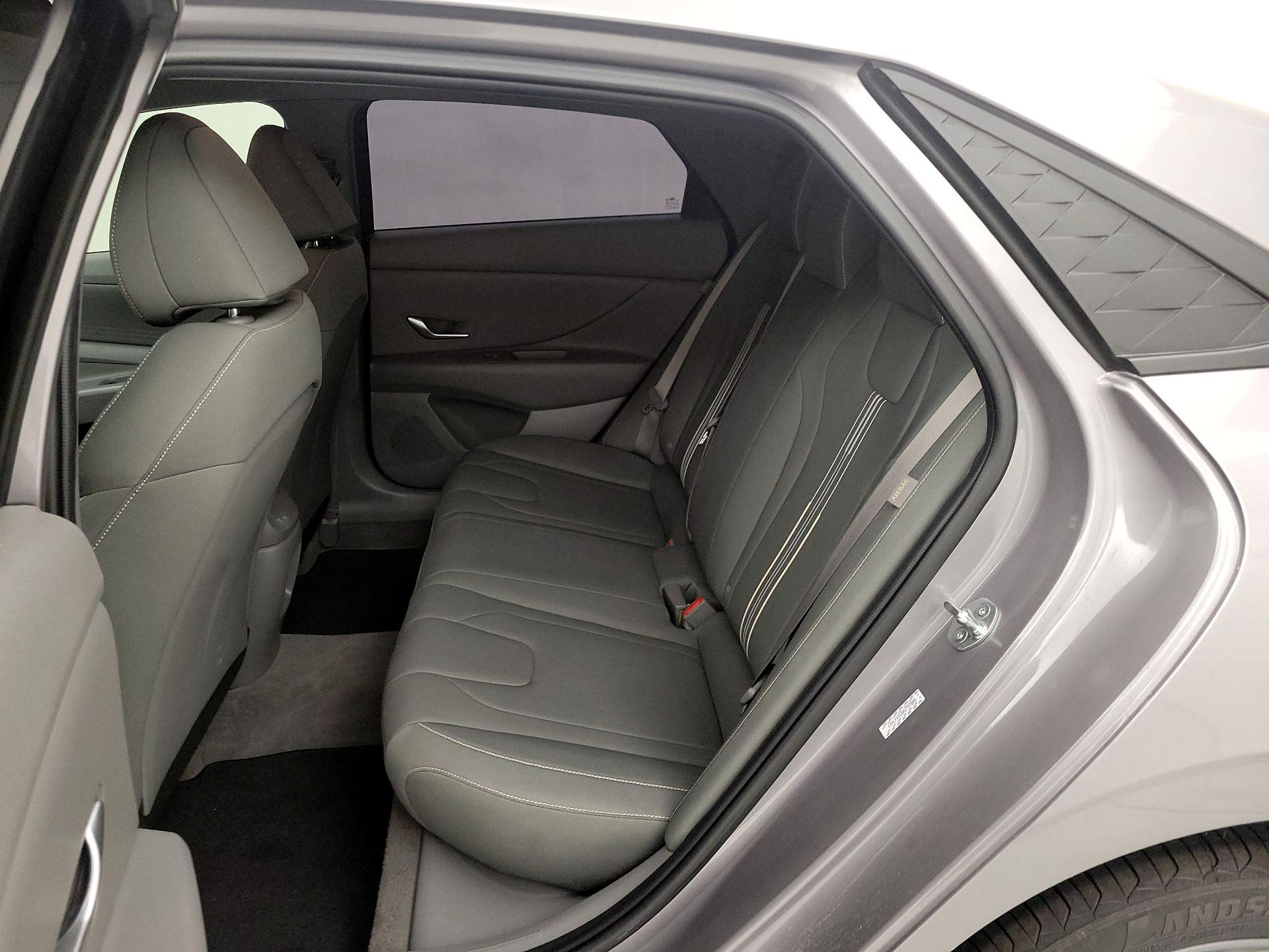 Thumbnail: 2024 Hyundai Elantra - 18