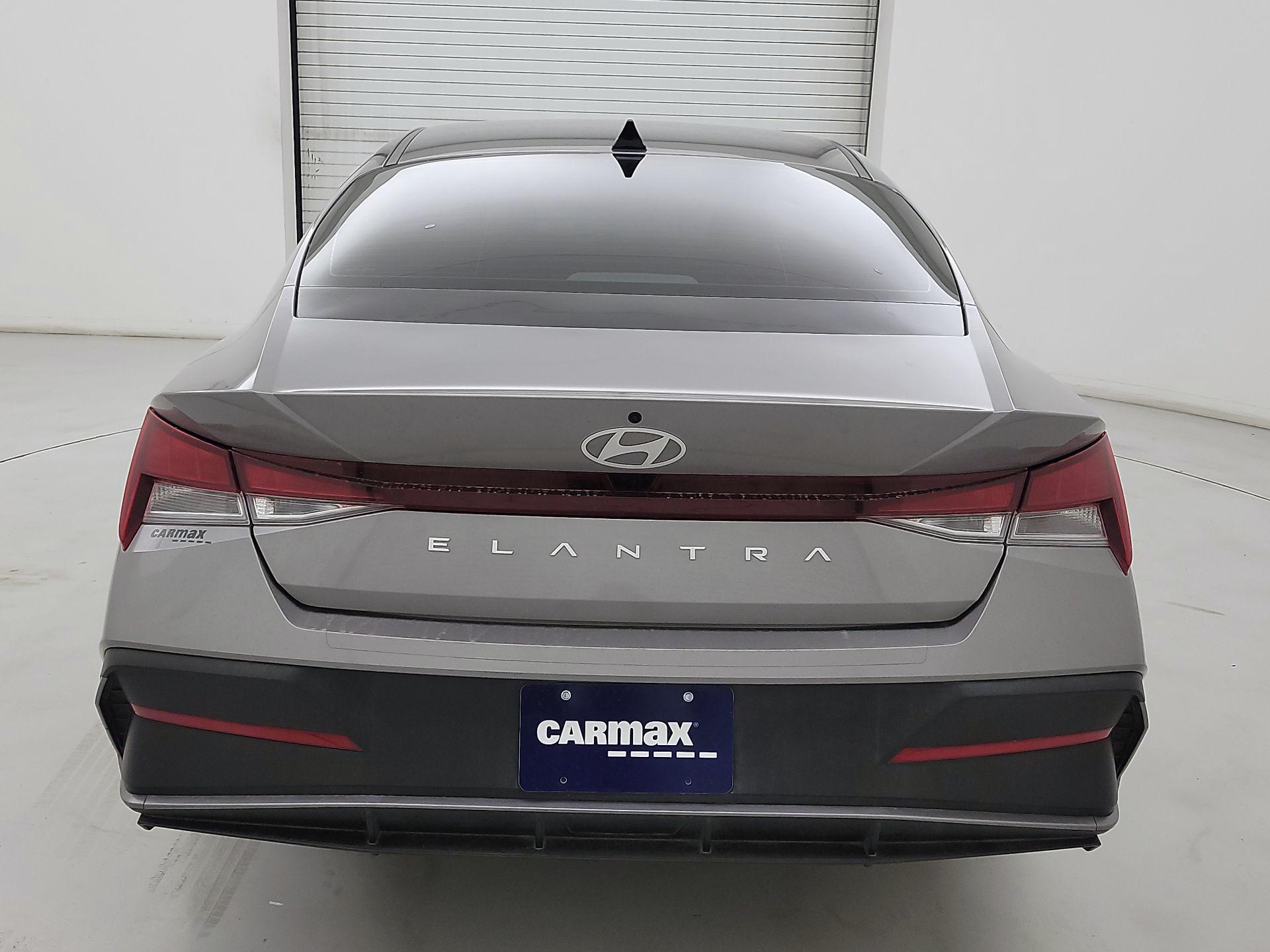 Thumbnail: 2024 Hyundai Elantra - 6