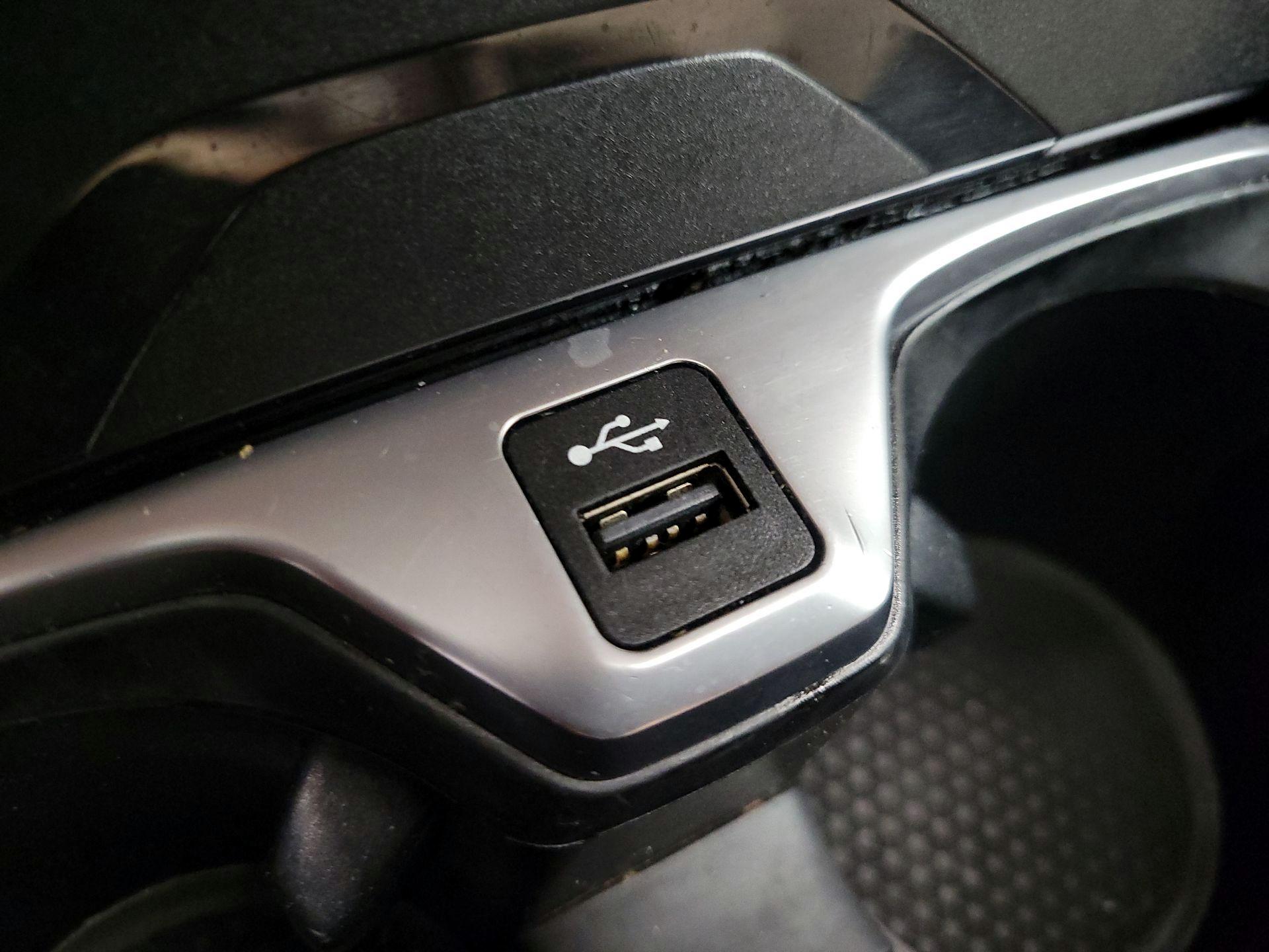 Thumbnail: 2022 BMW 2 Series - 17