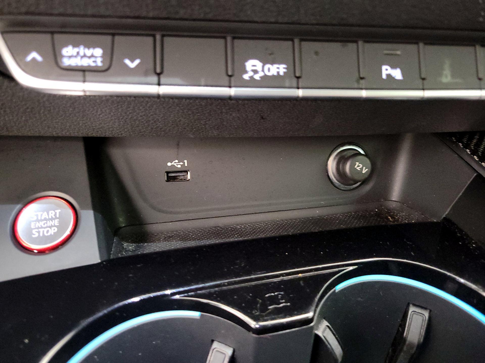 Thumbnail: 2022 Audi RS 5 - 19