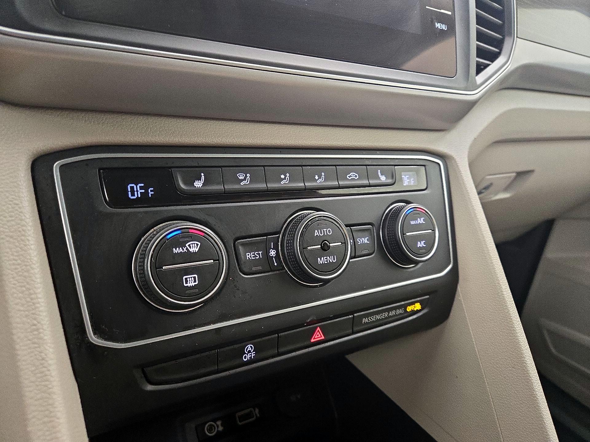 Thumbnail: 2019 Volkswagen Atlas - 16