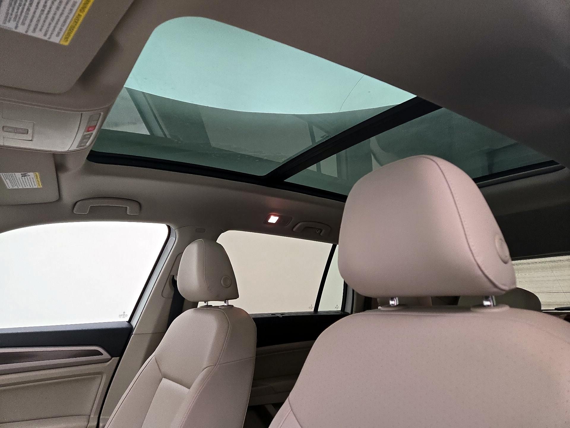 Thumbnail: 2019 Volkswagen Atlas - 19