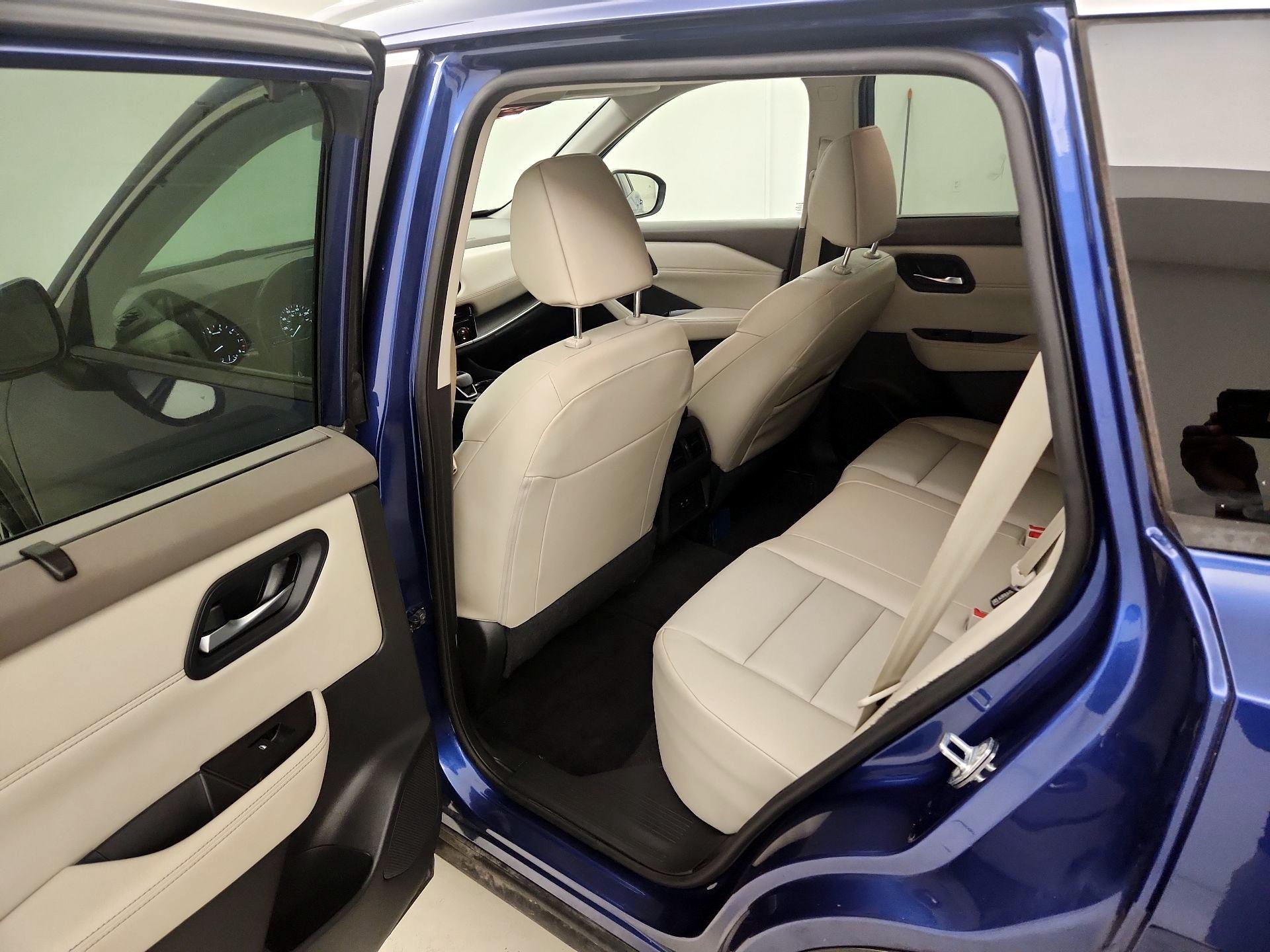 Thumbnail: 2023 Nissan Rogue - 20