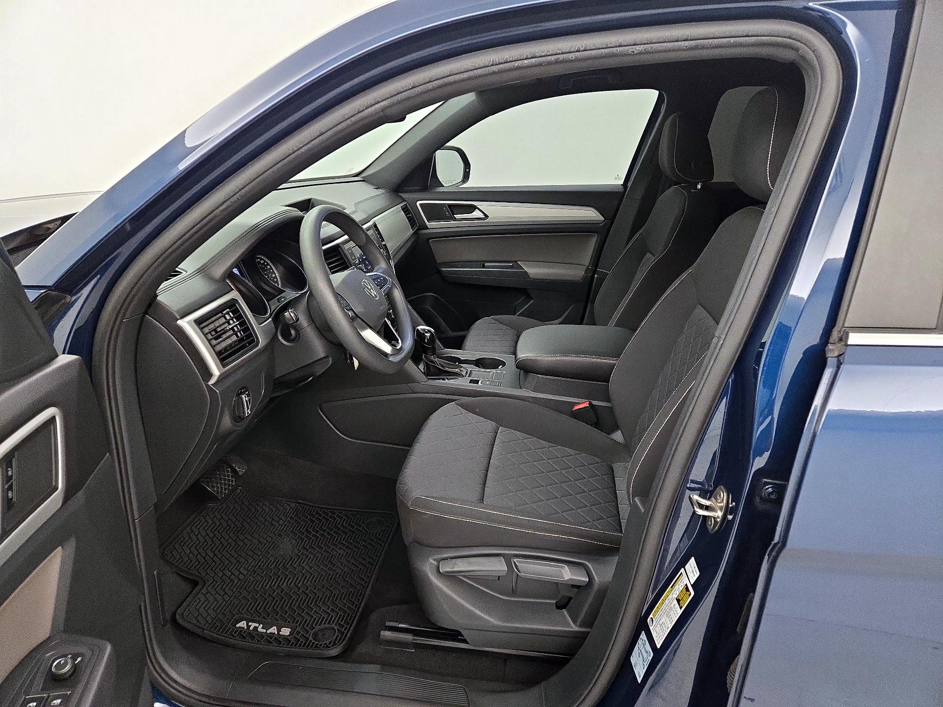 Thumbnail: 2021 Volkswagen Atlas - 11