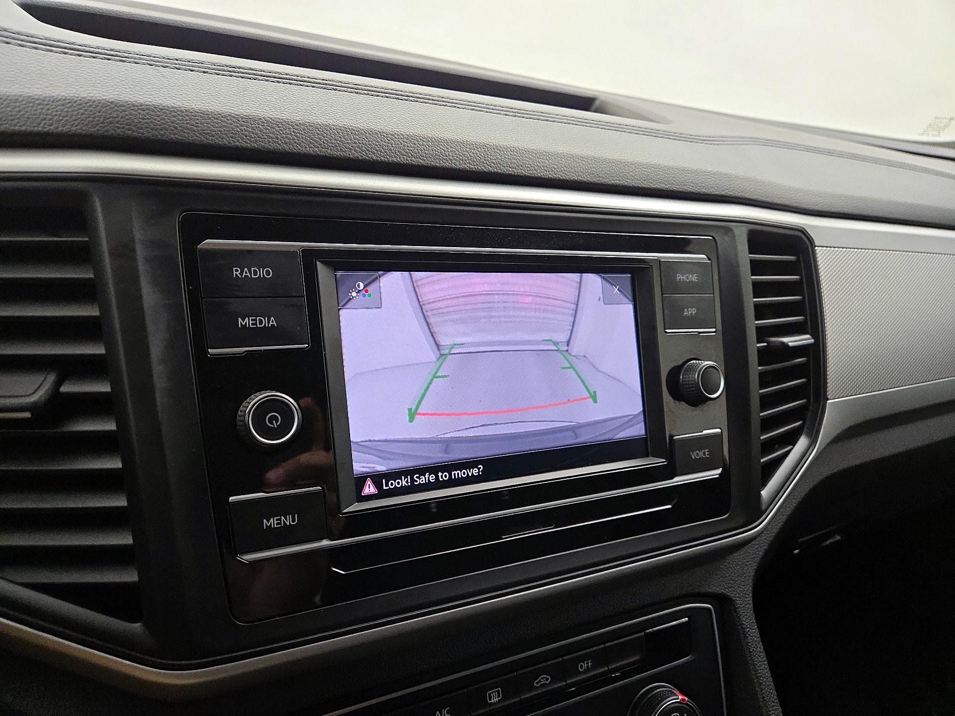 Thumbnail: 2021 Volkswagen Atlas - 14