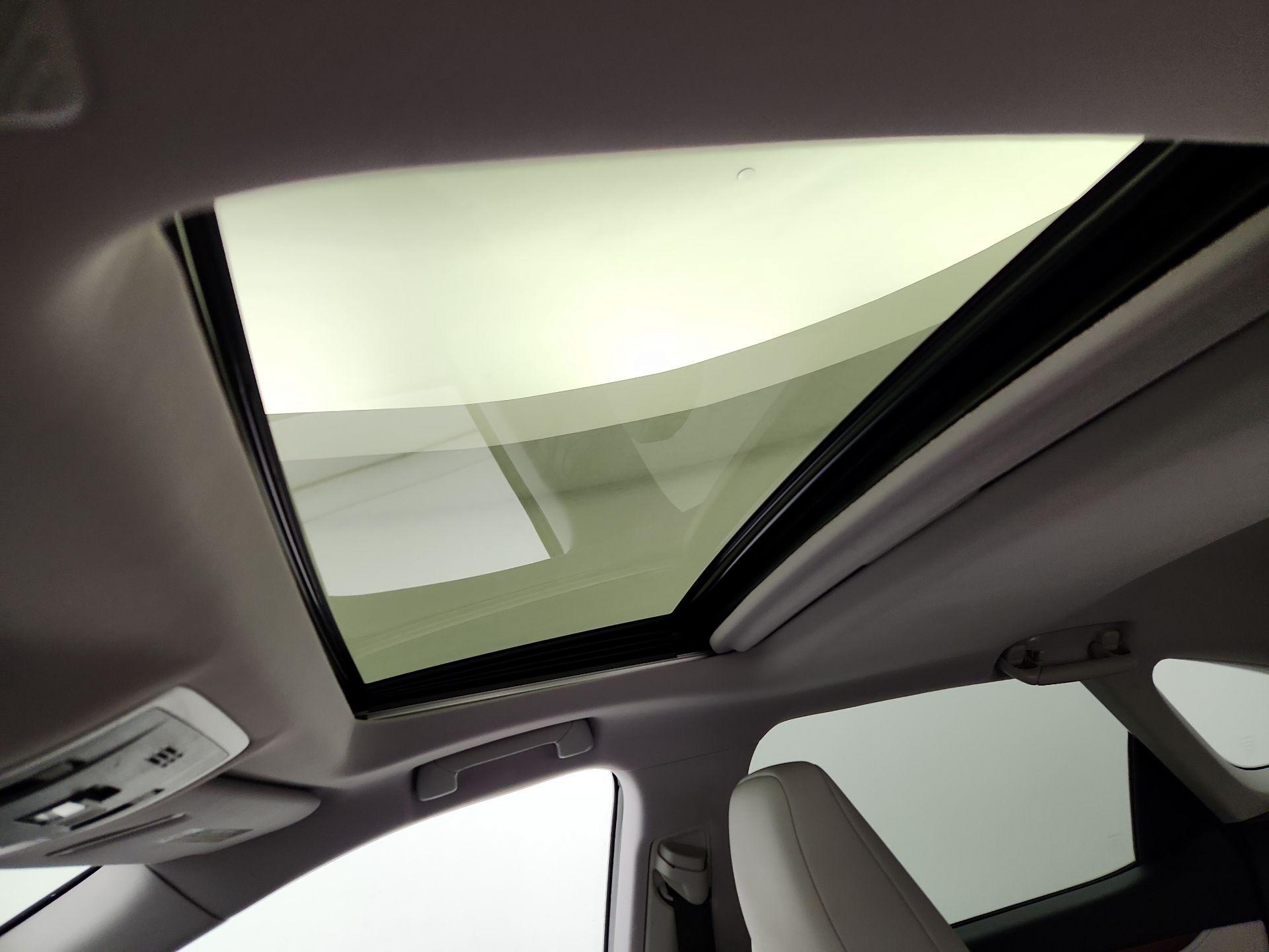 Thumbnail: 2021 Lexus RX - 20