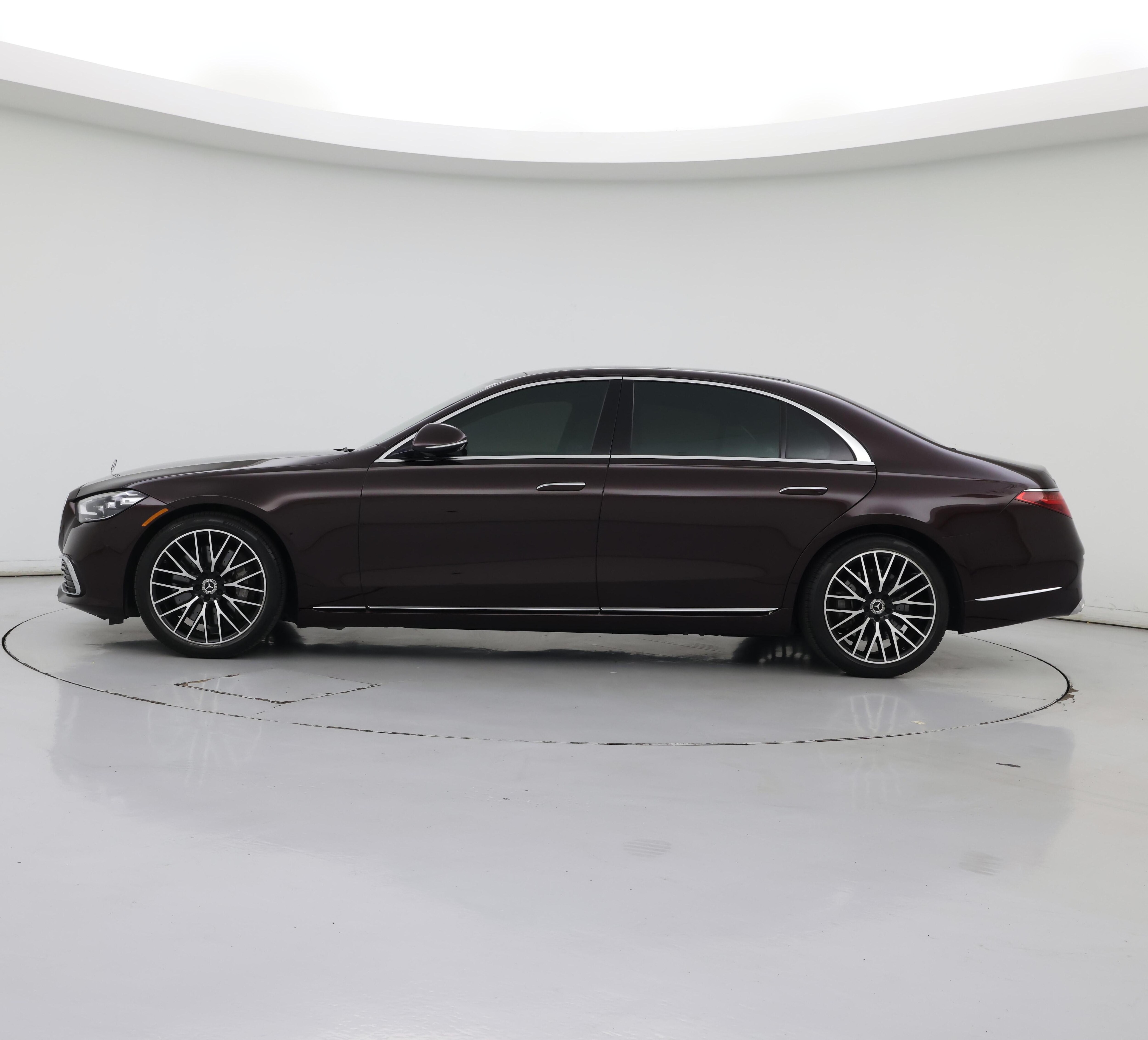 Thumbnail: 2022 Mercedes-Benz S-Class - 3