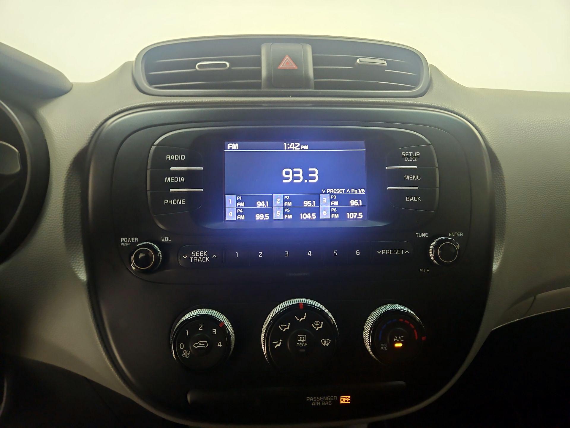 Thumbnail: 2018 Kia Soul - 14