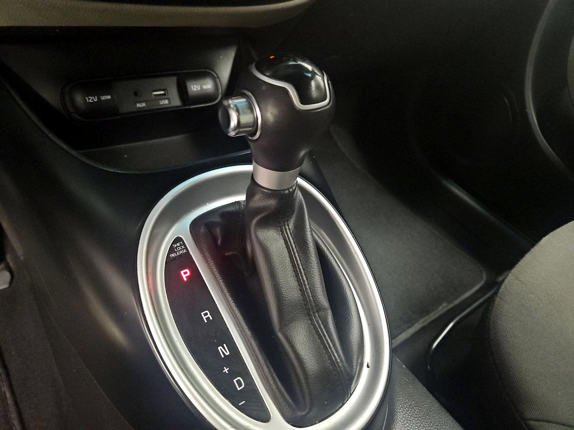 Thumbnail: 2018 Kia Soul - 16