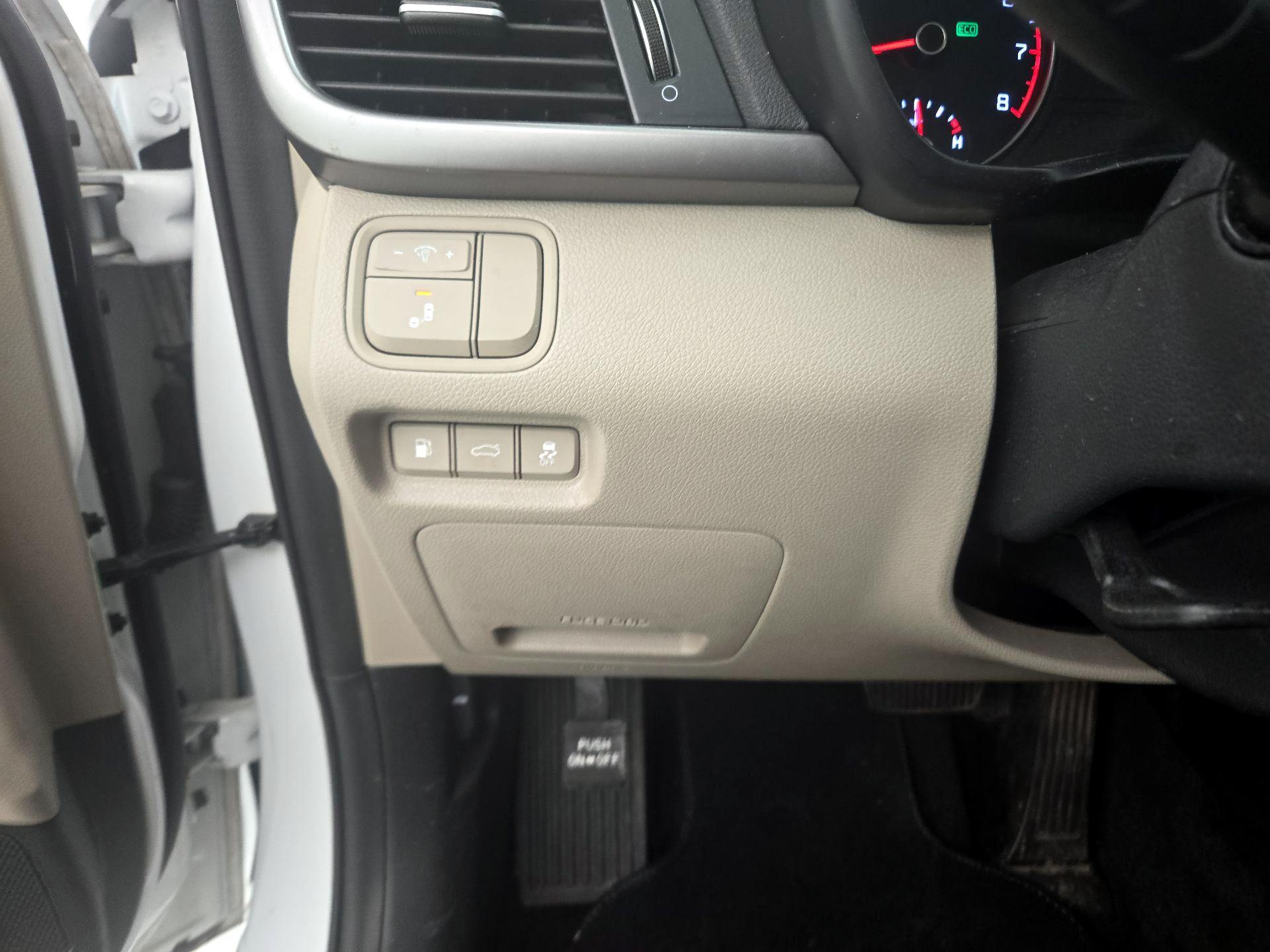 Thumbnail: 2018 Kia Optima - 13