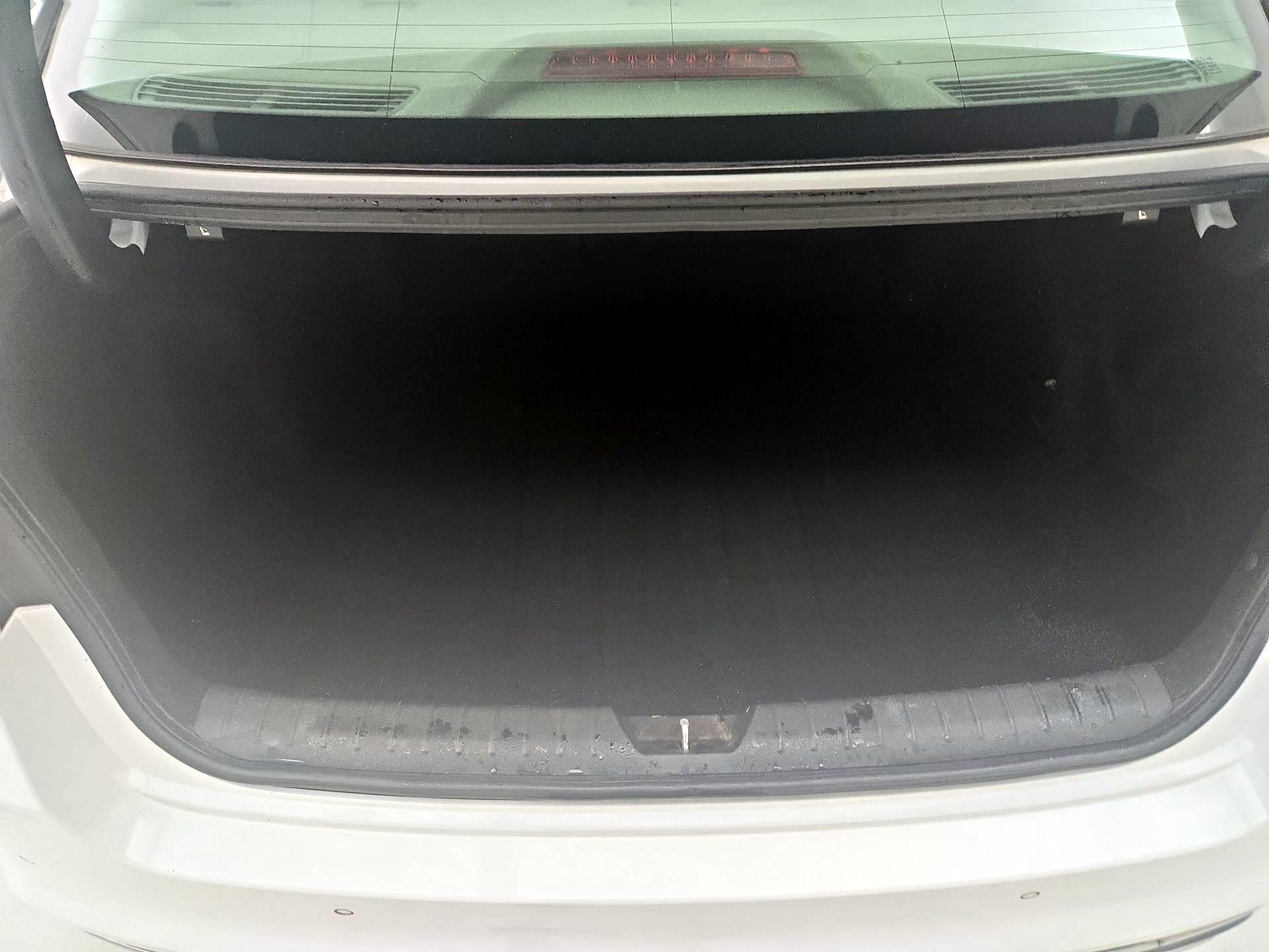 Thumbnail: 2018 Kia Optima - 20