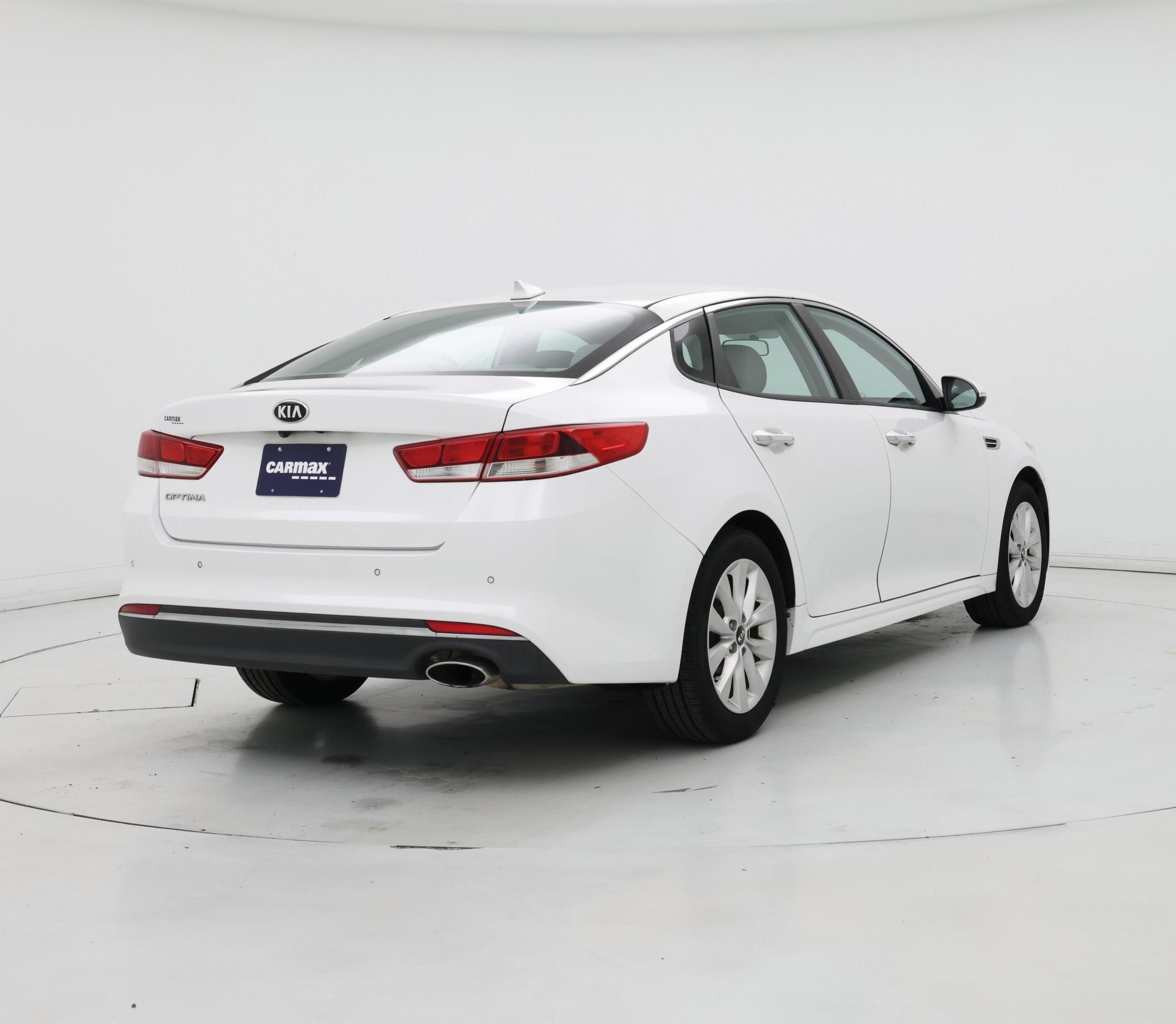 Thumbnail: 2018 Kia Optima - 8