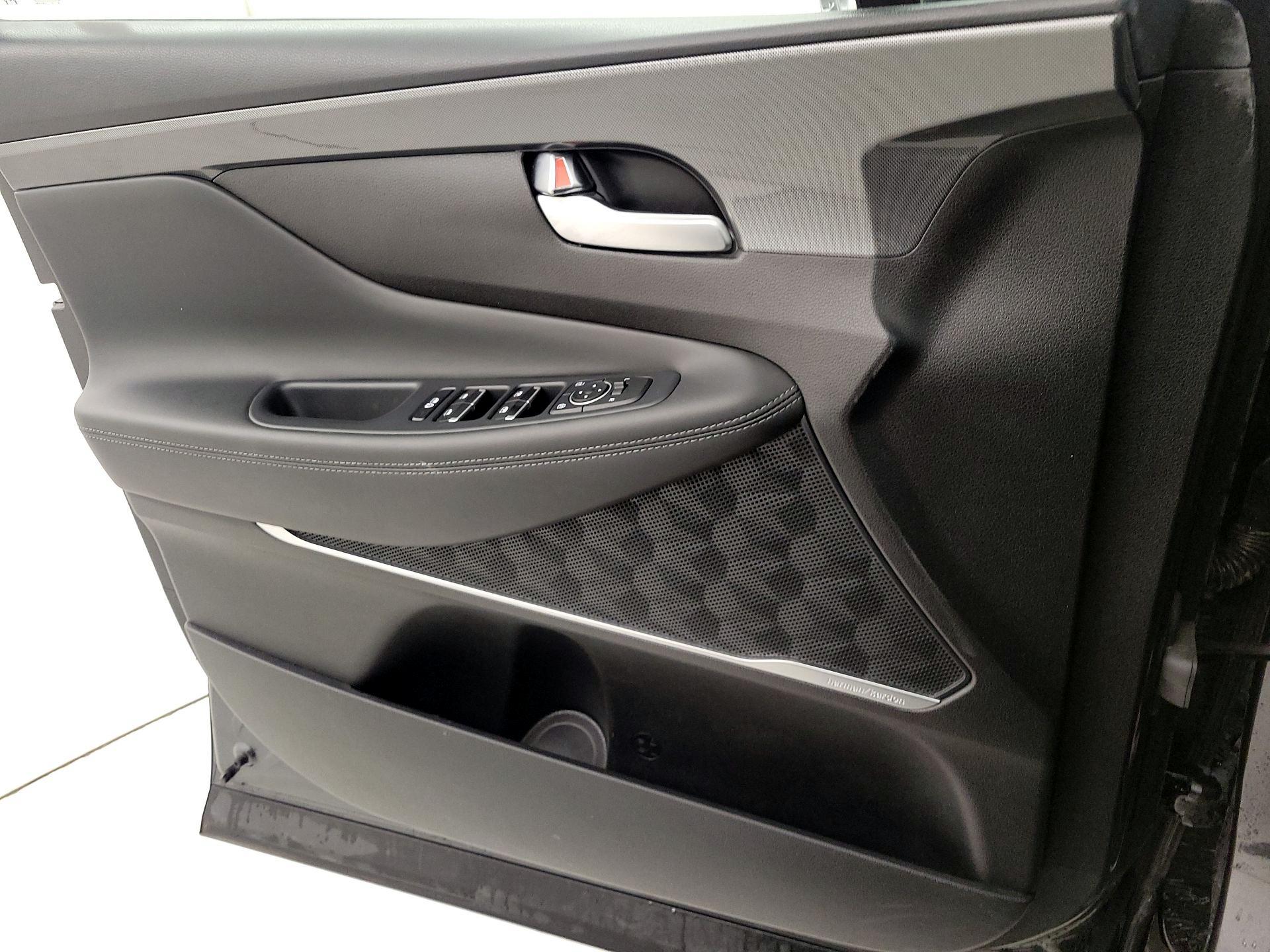 Thumbnail: 2022 Hyundai Santa Fe - 10