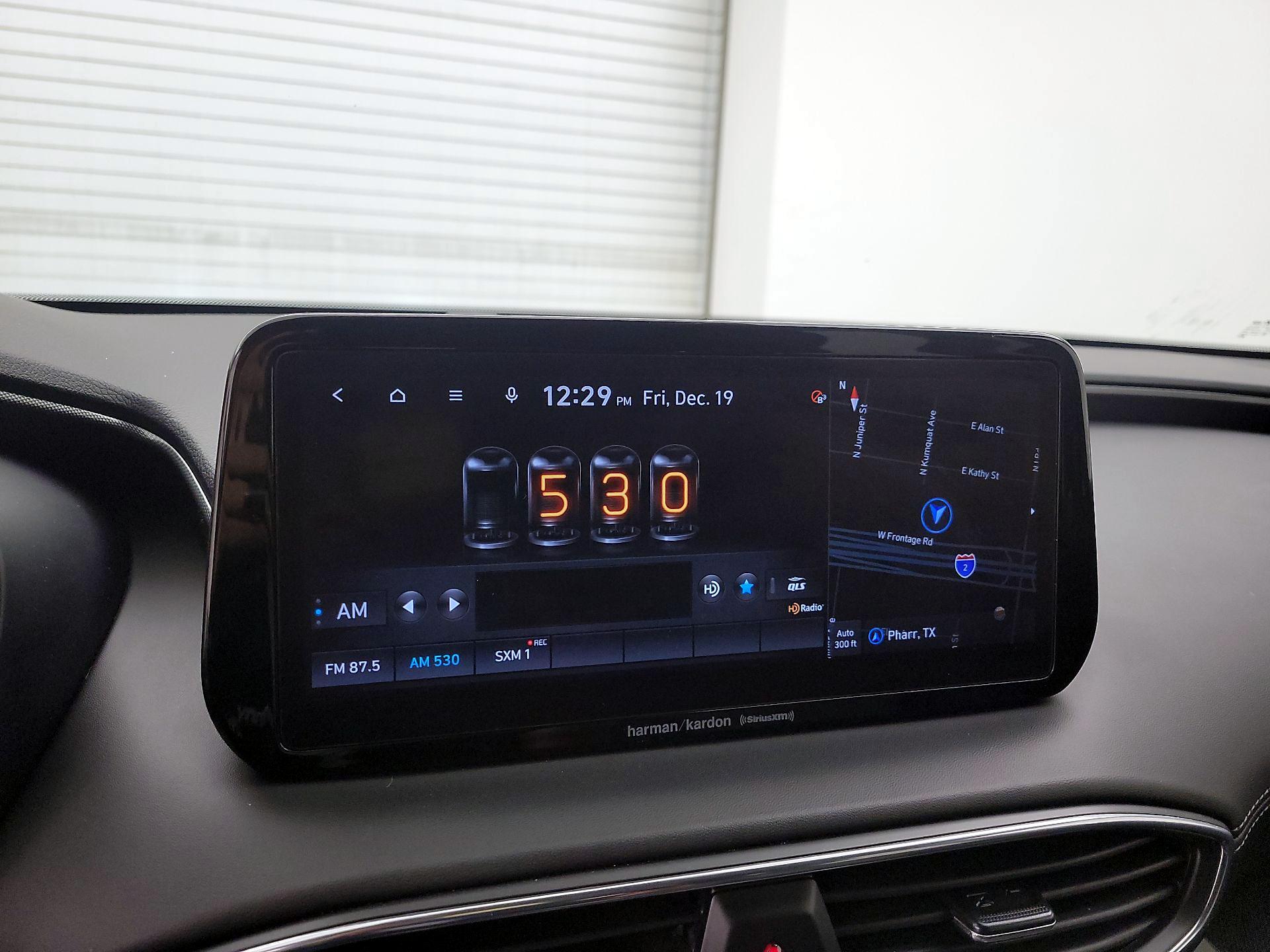 Thumbnail: 2022 Hyundai Santa Fe - 14