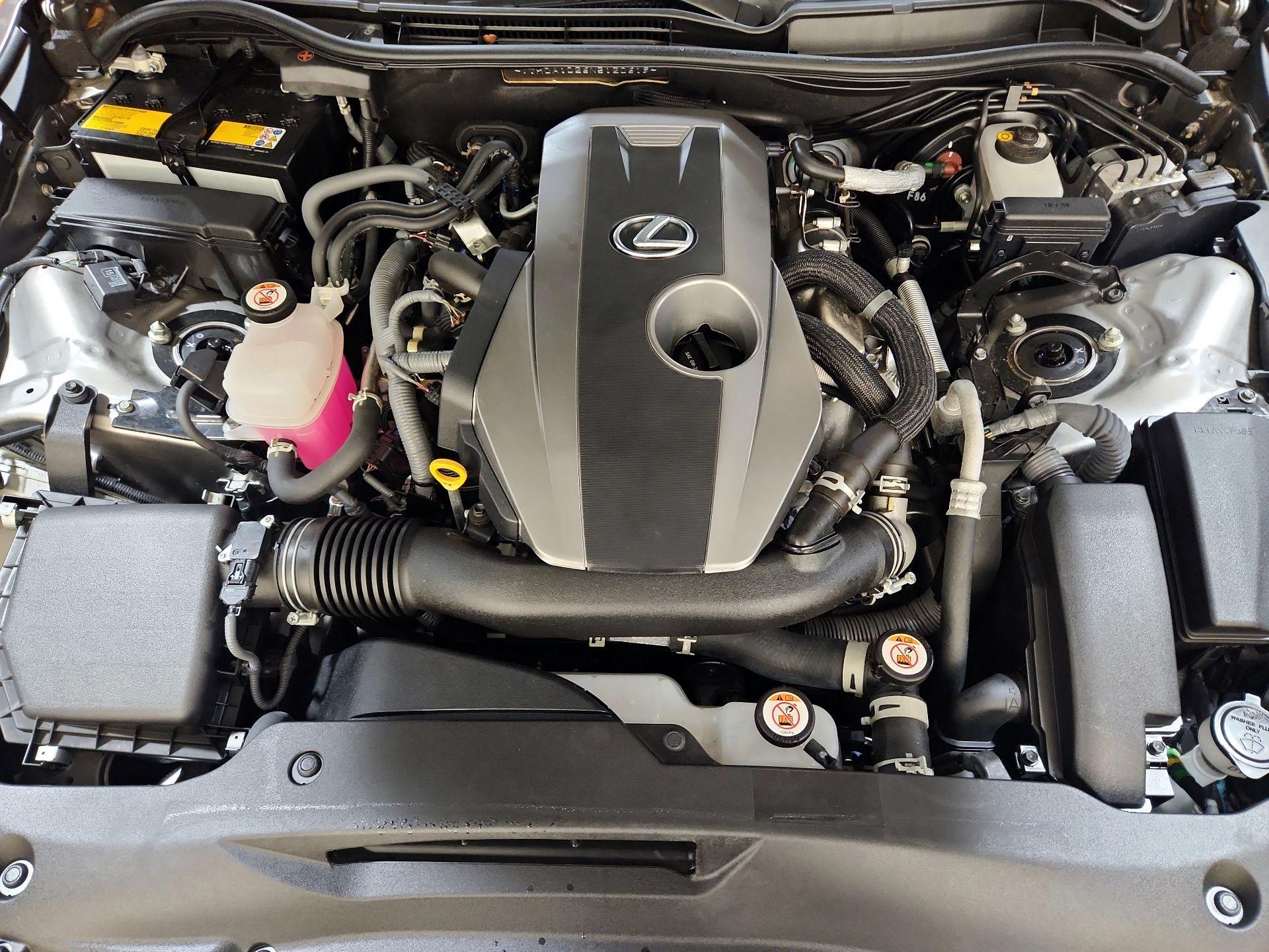 Thumbnail: 2022 Lexus IS - 17