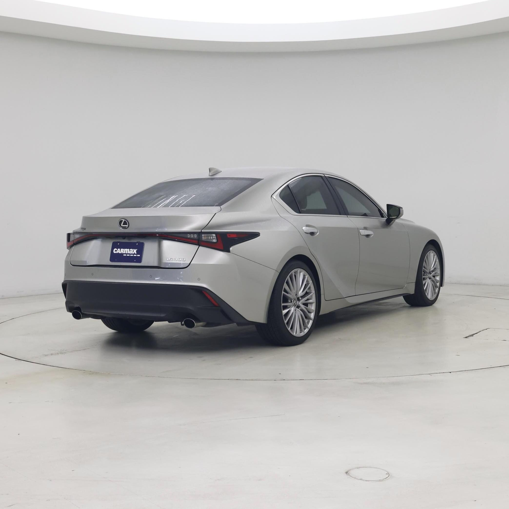 Thumbnail: 2022 Lexus IS - 8