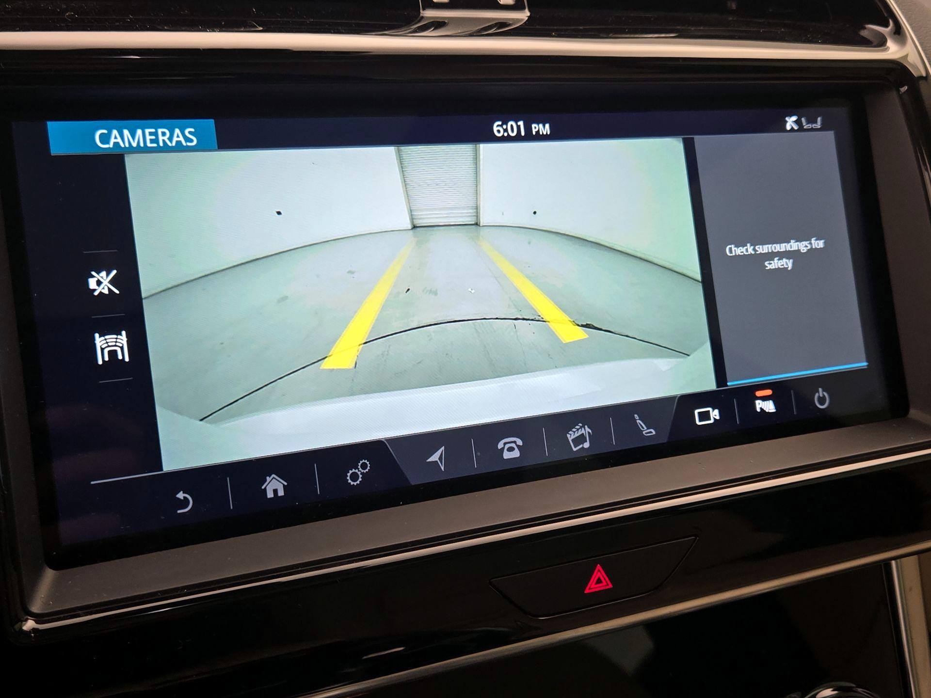 Thumbnail: 2020 Jaguar XE - 15