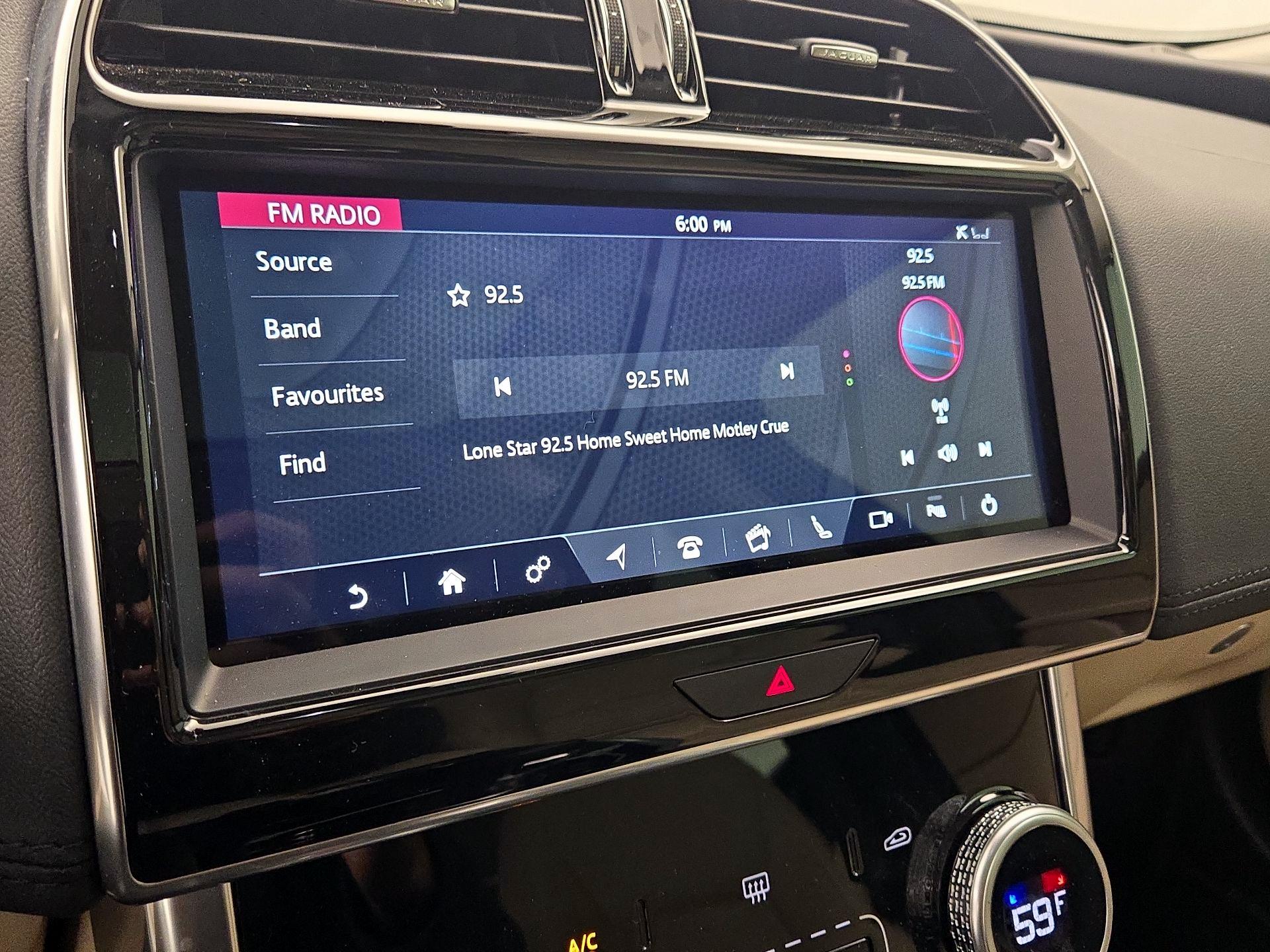 Thumbnail: 2020 Jaguar XE - 16