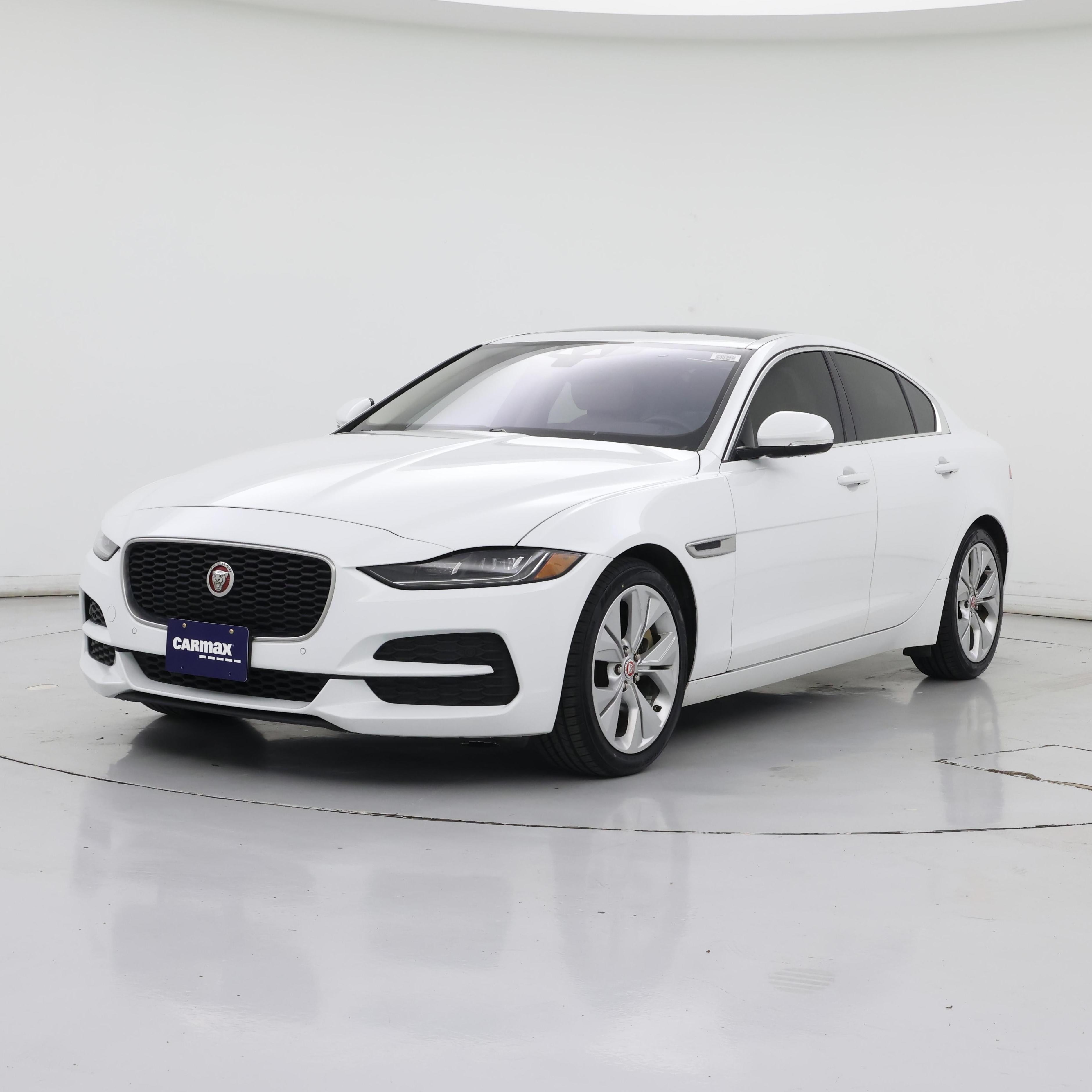Thumbnail: 2020 Jaguar XE - 4