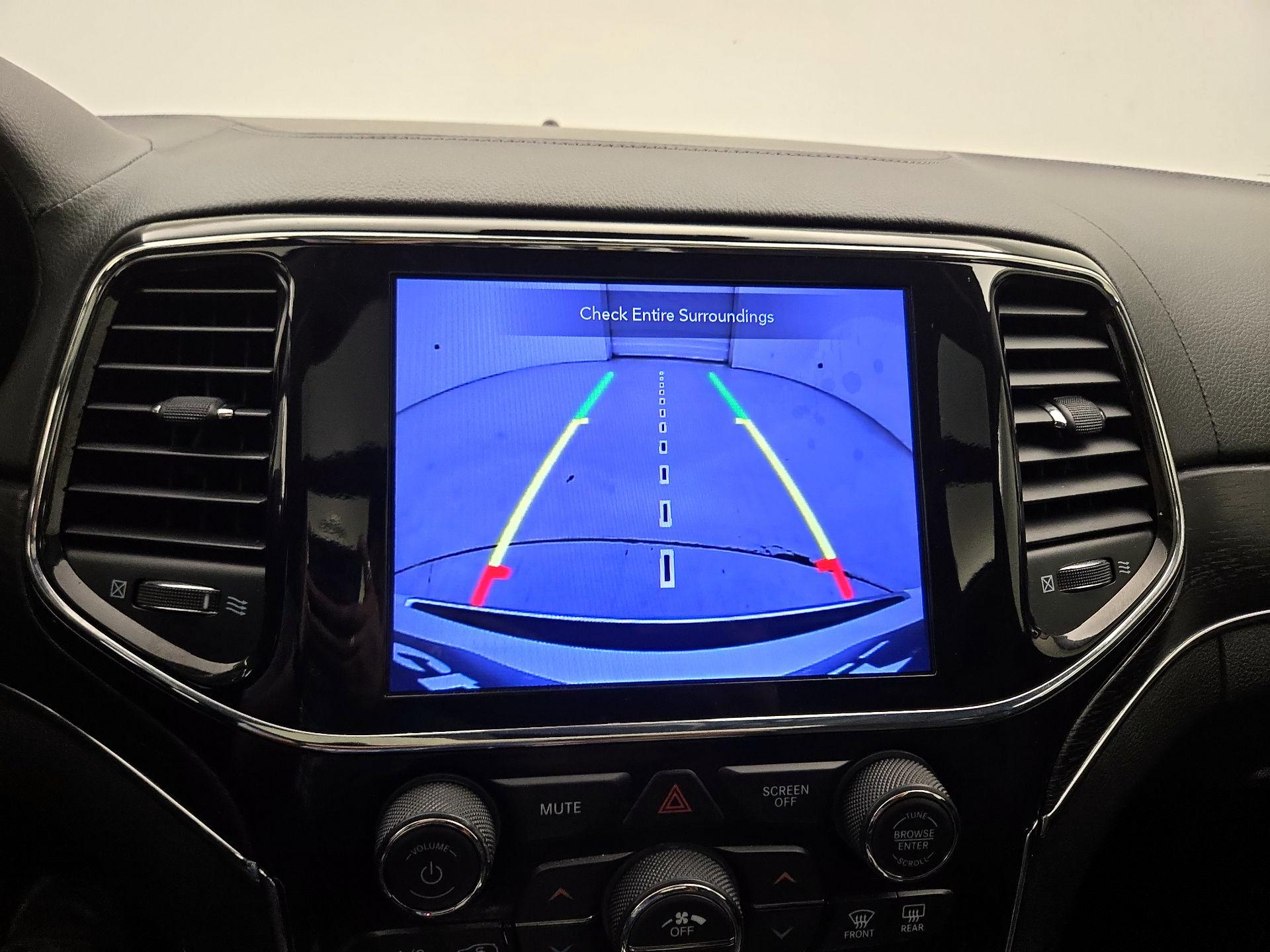 Thumbnail: 2021 Jeep Grand Cherokee - 15