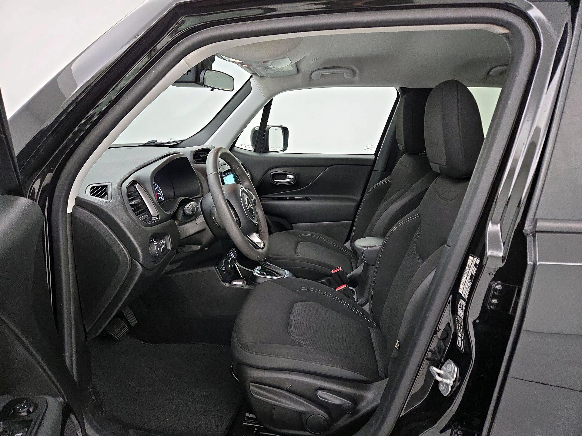 Thumbnail: 2023 Jeep Renegade - 11