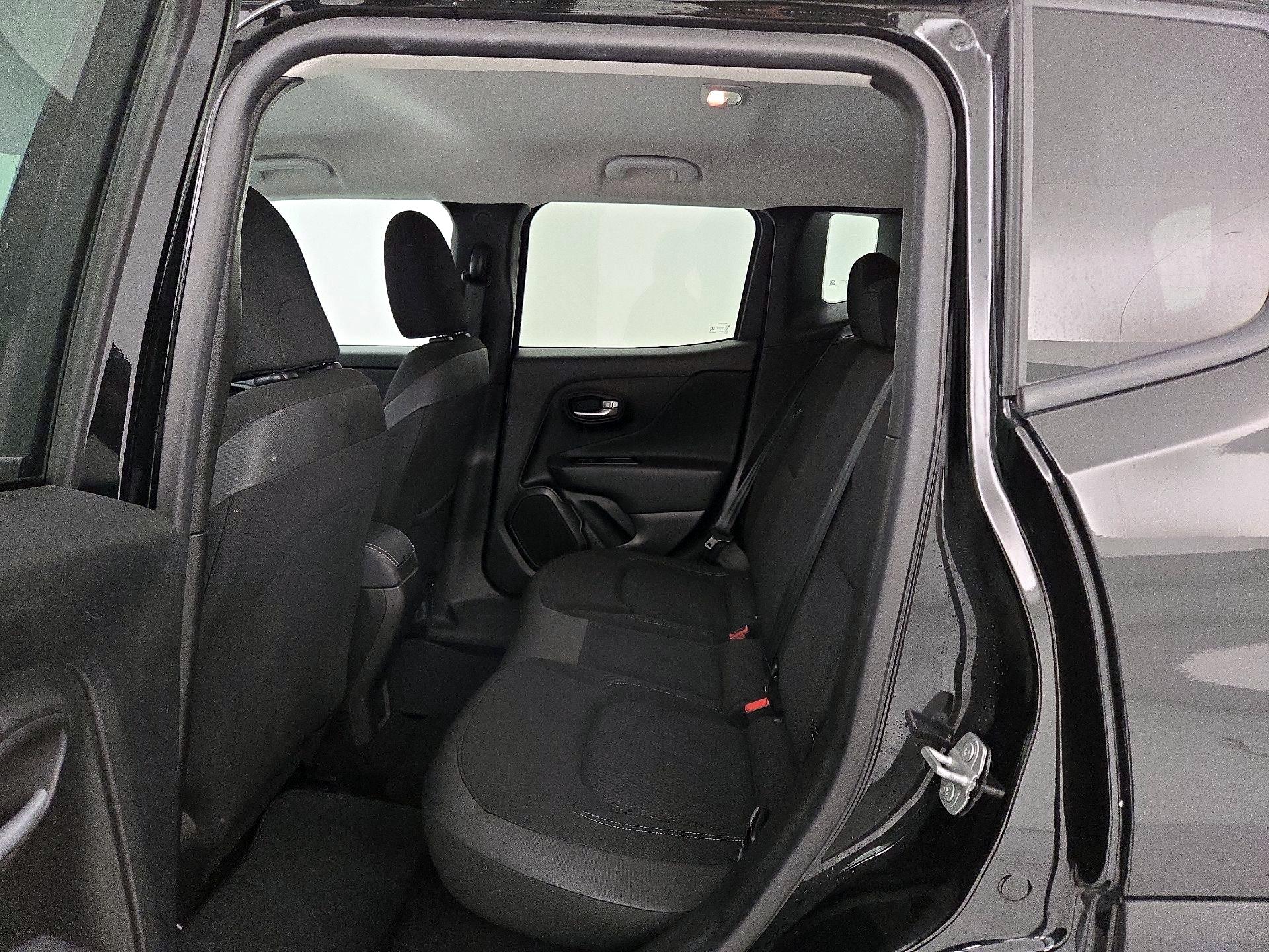 Thumbnail: 2023 Jeep Renegade - 20