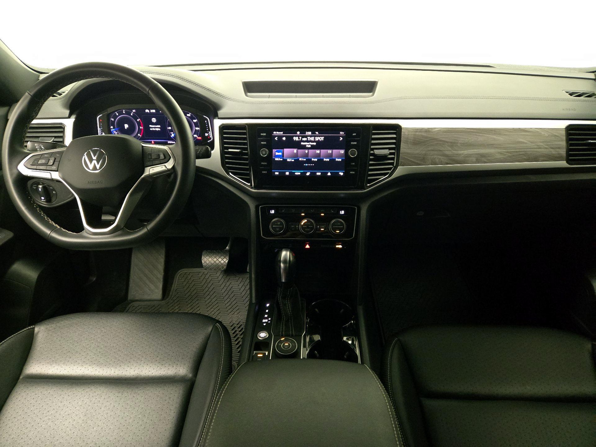 Thumbnail: 2022 Volkswagen Atlas - 9