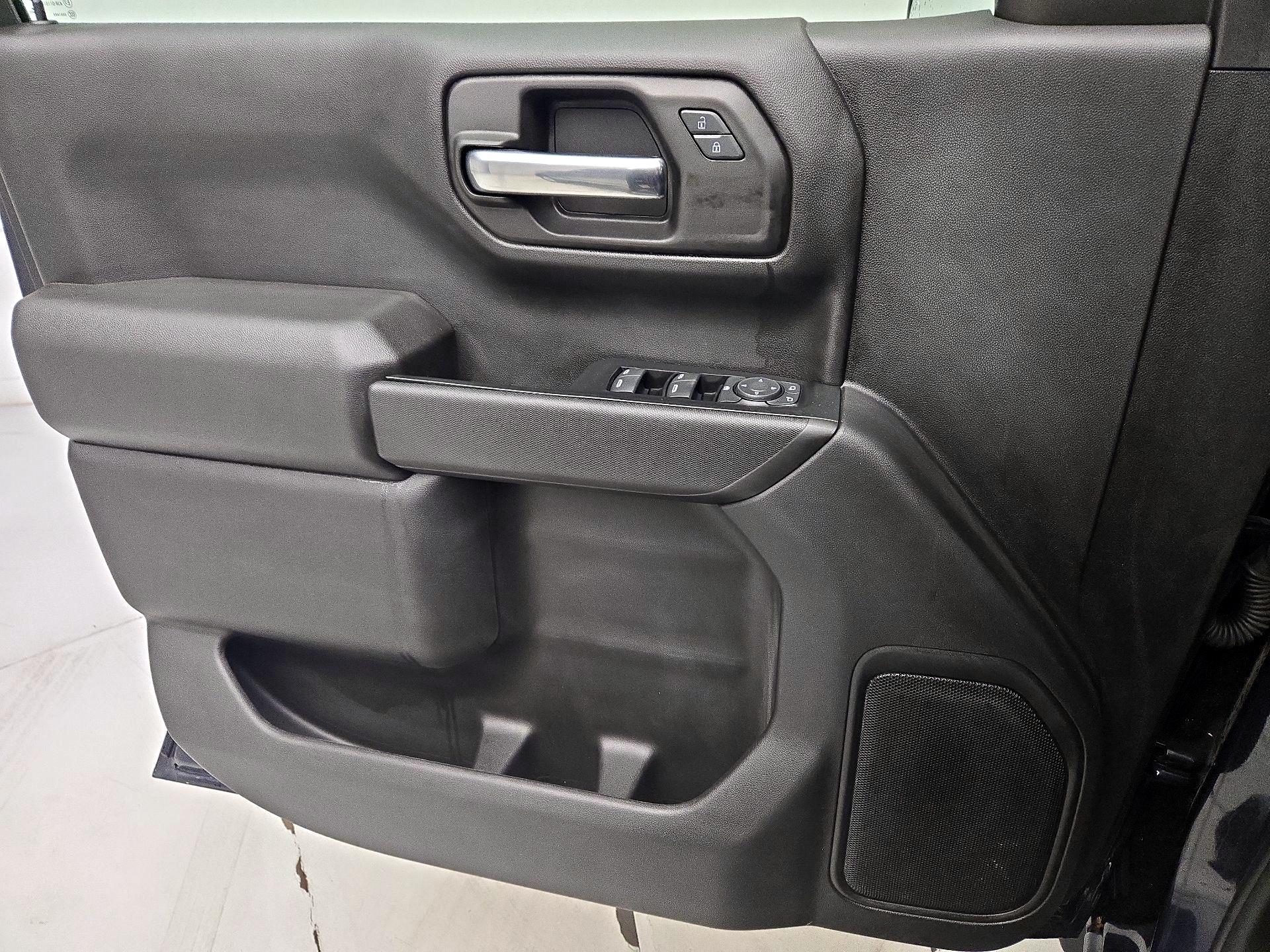 Thumbnail: 2022 Chevrolet Silverado 1500 - 12