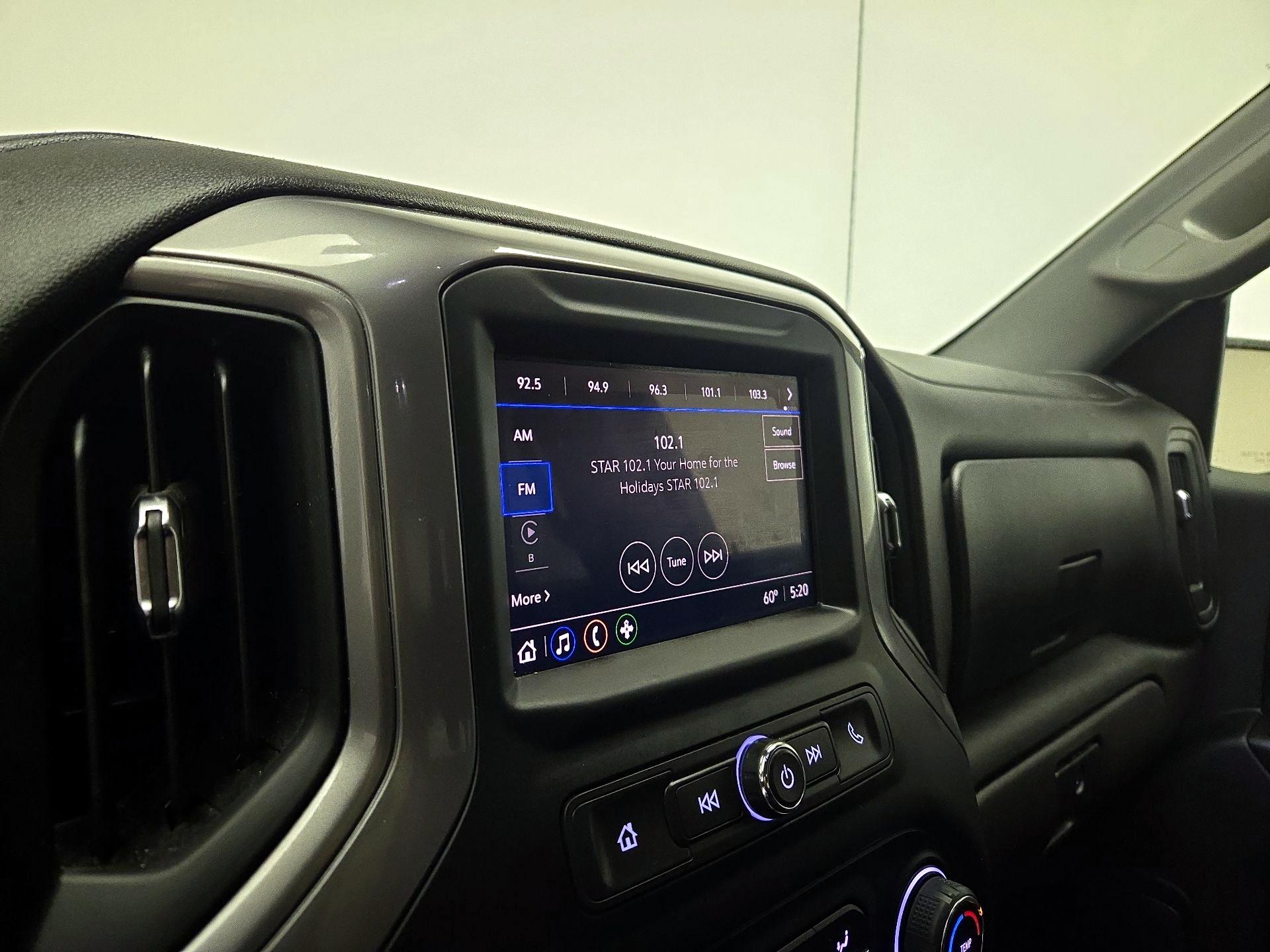 Thumbnail: 2022 Chevrolet Silverado 1500 - 14